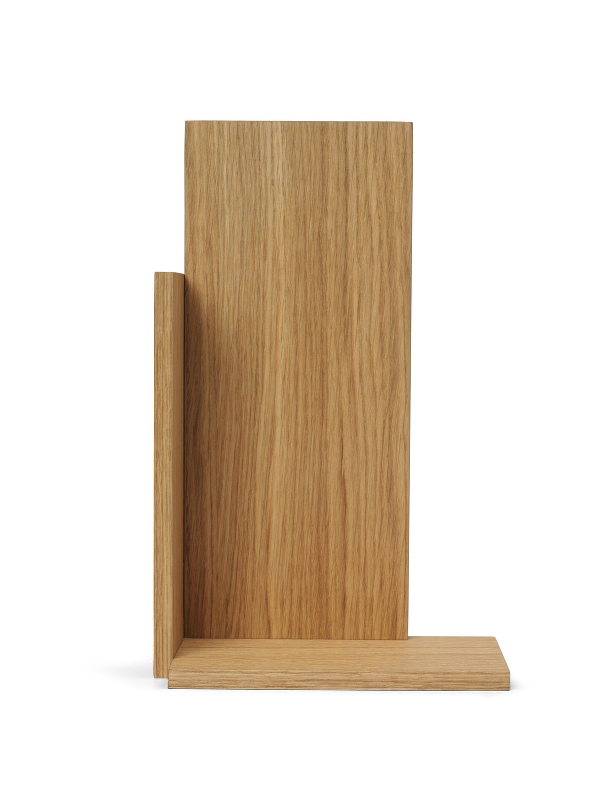 Stagger Regal Tall in Oiled Oak präsentiert im Onlineshop von KAQTU Design AG. Wandregal ist von Ferm Living