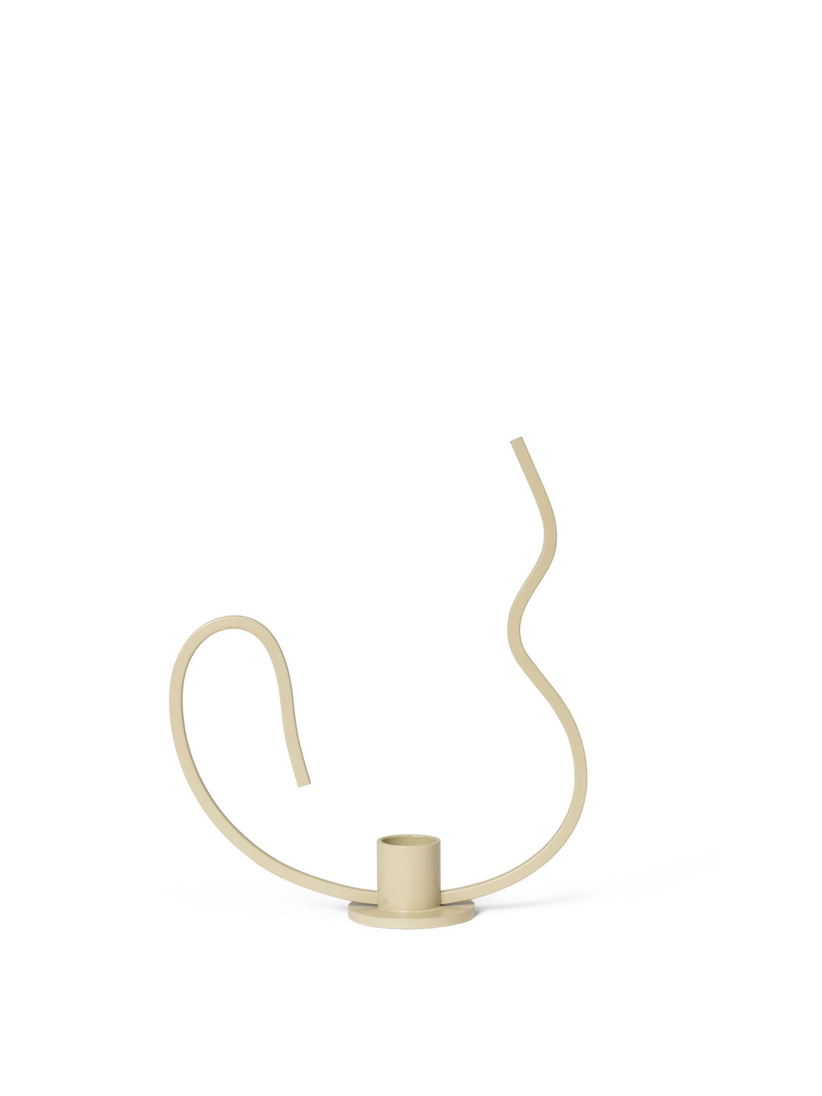 Valse Kerzenhalter Low in Cashmere präsentiert im Onlineshop von KAQTU Design AG. Kerzenständer ist von Ferm Living