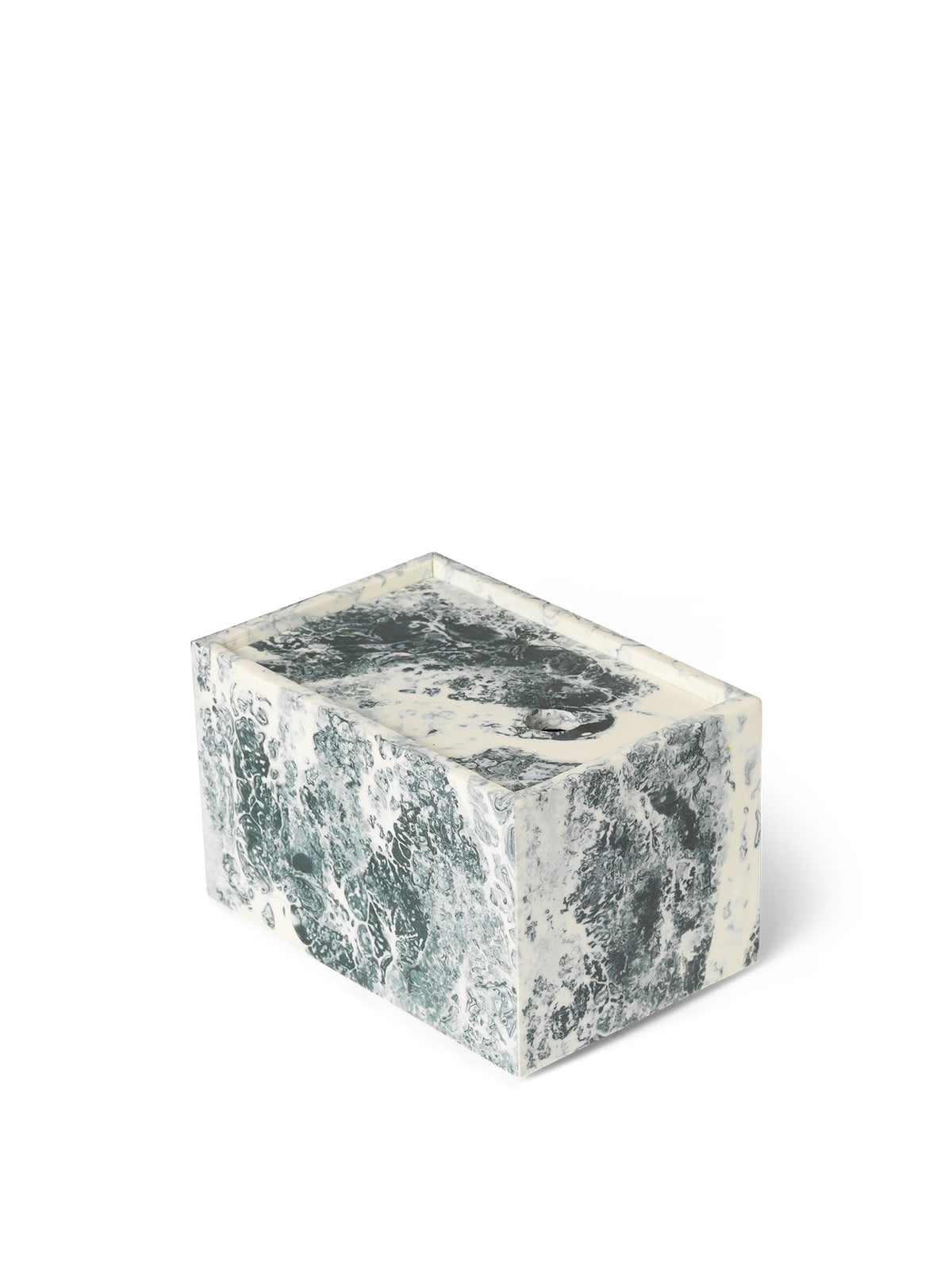 Mist Box in Emerald Off präsentiert im Onlineshop von KAQTU Design AG. Aufbewahrungsbehälter ist von Ferm Living