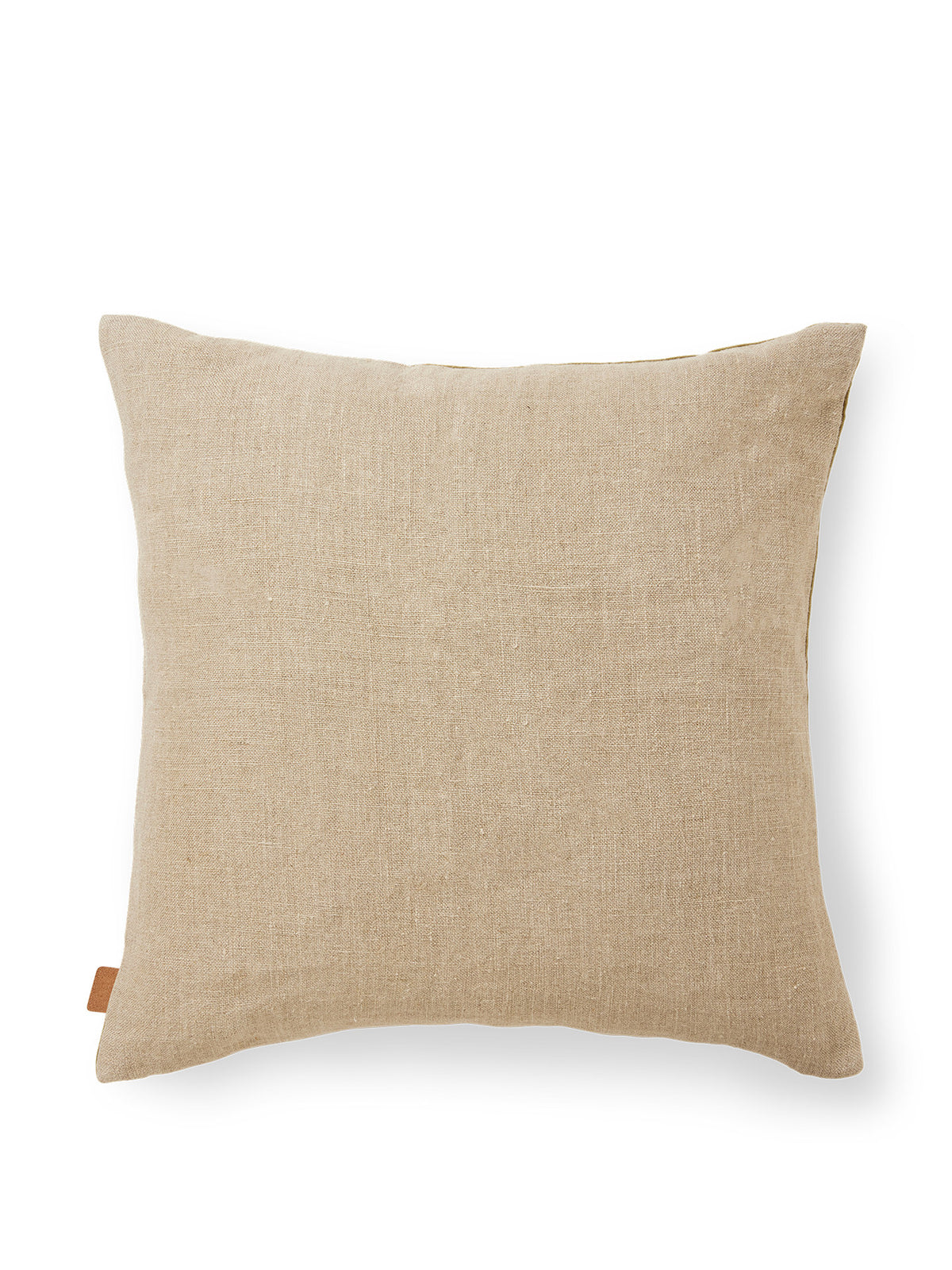 Senti Kissen in Baked Clay präsentiert im Onlineshop von KAQTU Design AG. Deko Kissen ist von Ferm Living