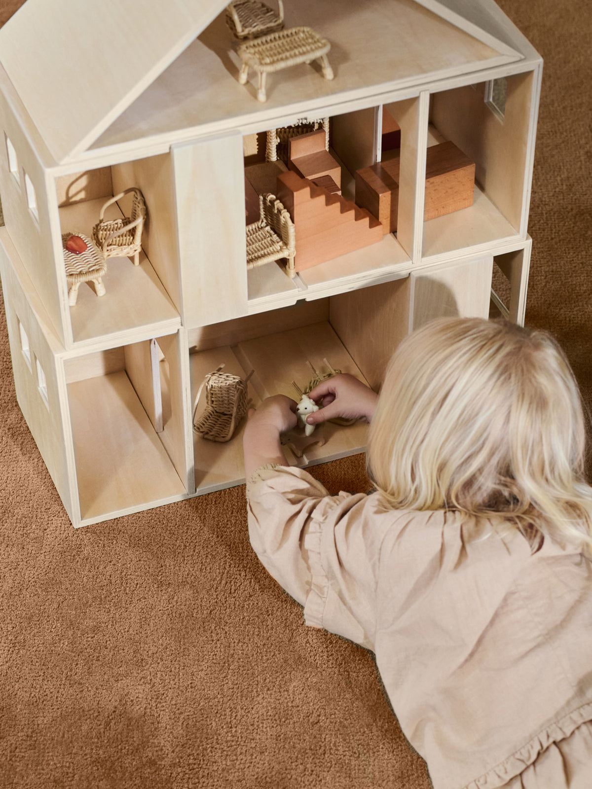 Toro stapelbares House in Natural präsentiert im Onlineshop von KAQTU Design AG. Objekte Kids ist von Ferm Living