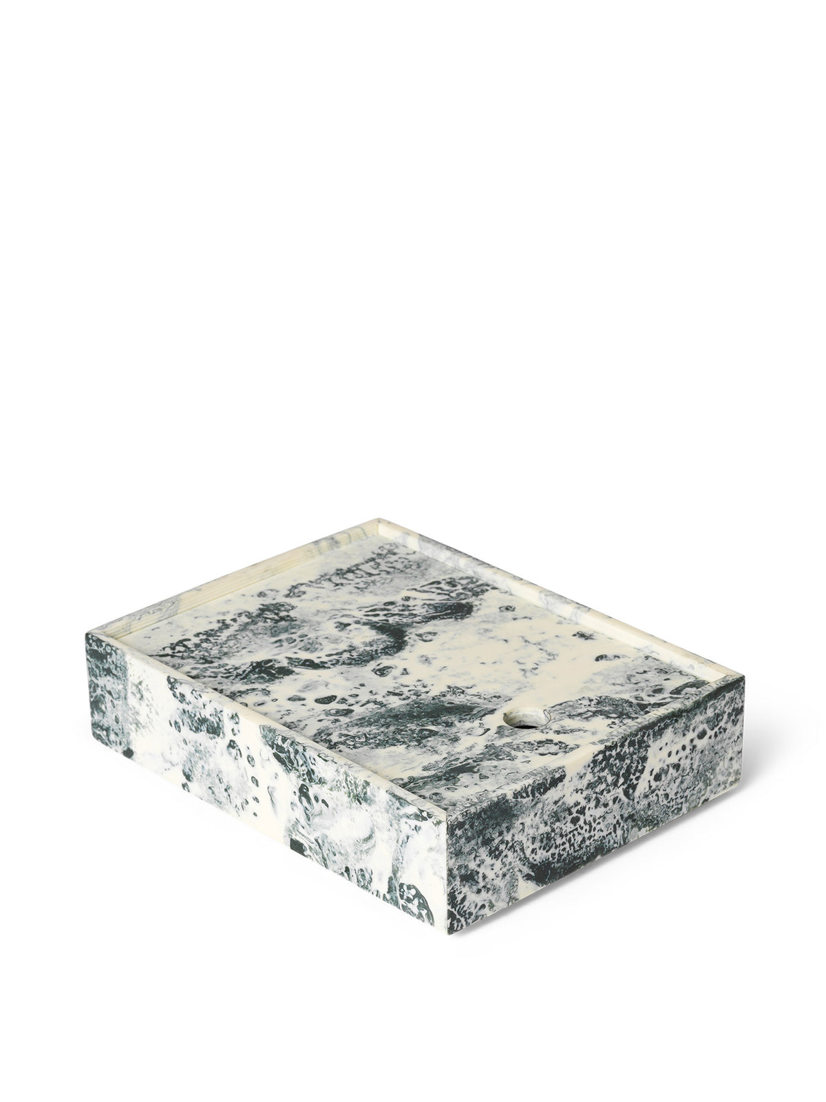 Mist Box in Emerald Off präsentiert im Onlineshop von KAQTU Design AG. Aufbewahrungsbehälter ist von Ferm Living