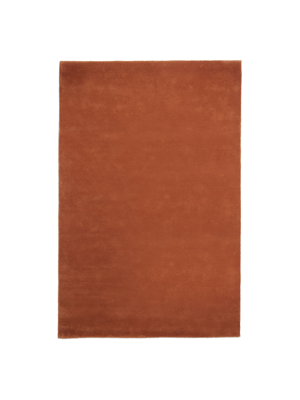 Rechteckiger Stille Tufted-Teppich von Ferm Living in Dunkel Pecan, Vorderseite aus getufteter Wolle, Rückseite aus Baumwolle.