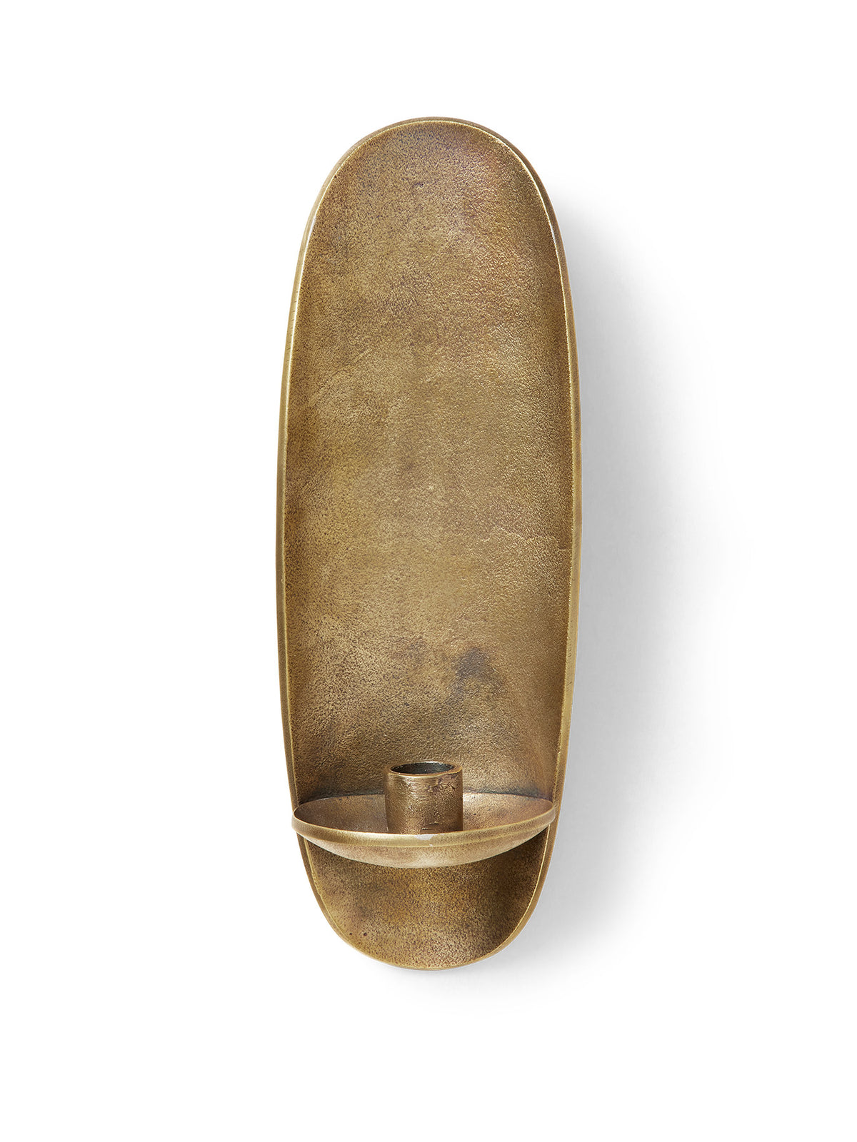 Agapé Wall Kerzenhalter in Brass finish präsentiert im Onlineshop von KAQTU Design AG. Kerzenständer ist von Ferm Living
