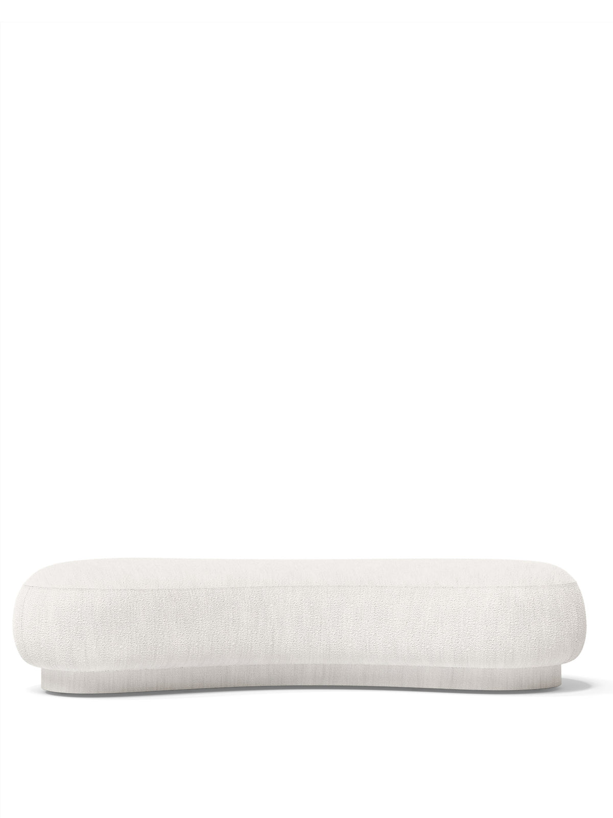 Niedriger, langgestreckter Polsterhocker Rico Lounger mit Bouclé-Bezug in Offwhite