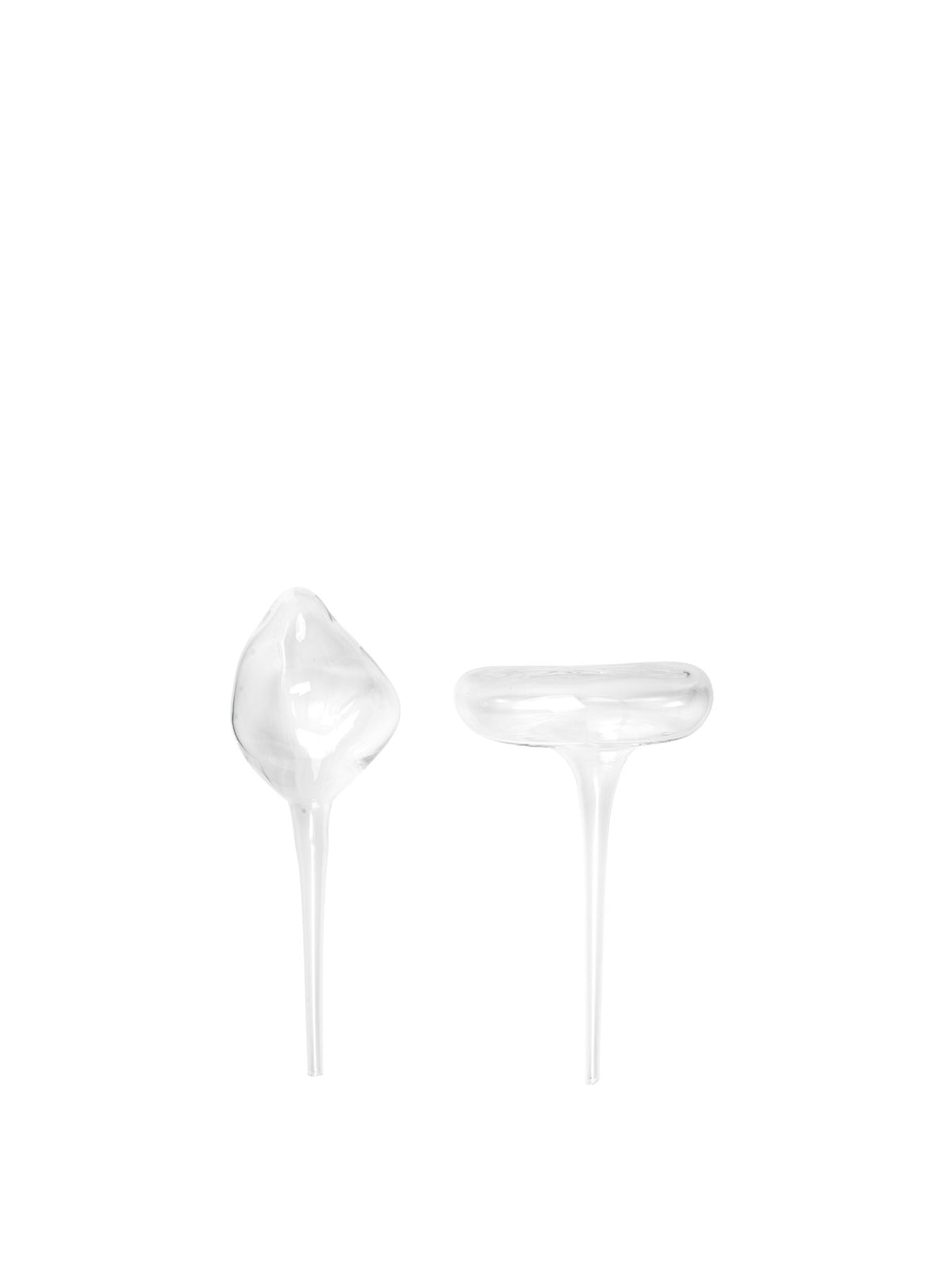 Mecury Wasserkugeln Set aus 2 in Klar präsentiert im Onlineshop von KAQTU Design AG. Pflanzentopf Outdoor ist von Ferm Living