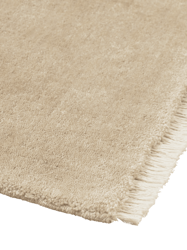 Firth Jute Teppich in Off-white, 170 x 240 cm, von Ferm Living – stilvoller, nachhaltiger Teppich für jedes Zuhause.