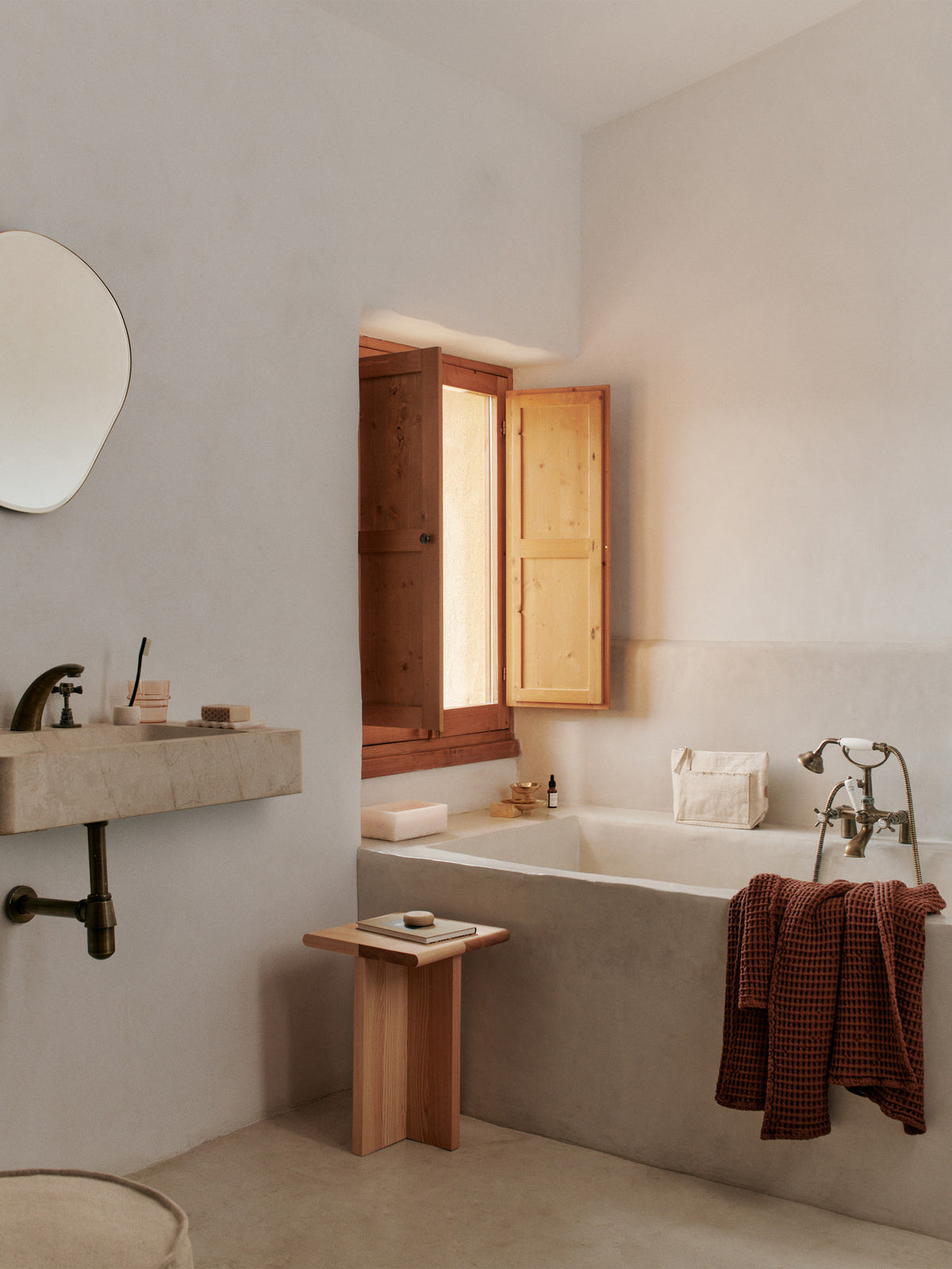 Organic Badetuch in Brauner Ton präsentiert im Onlineshop von KAQTU Design AG. Badetuch ist von Ferm Living
