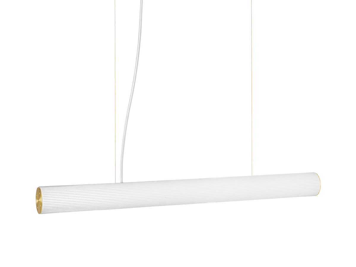 Vuelta Pendellampe II 100 in White/Brass präsentiert im Onlineshop von KAQTU Design AG. Pendelleuchte ist von Ferm Living