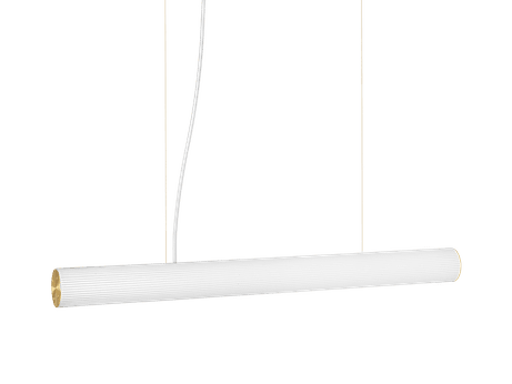 Vuelta Pendellampe II 100 in White/Brass präsentiert im Onlineshop von KAQTU Design AG. Pendelleuchte ist von Ferm Living