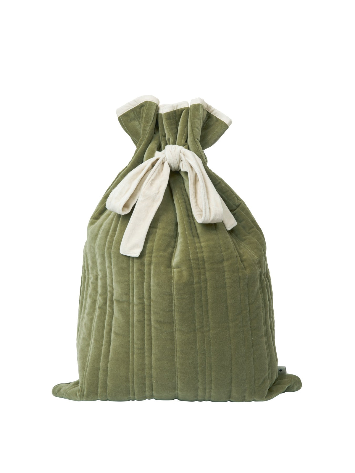 Gestepptes Geschenksäckchen in Khaki aus Bio-Baumwoll-Samt mit Kordelzug und weichem Polyester-Futter, von Ferm Living.