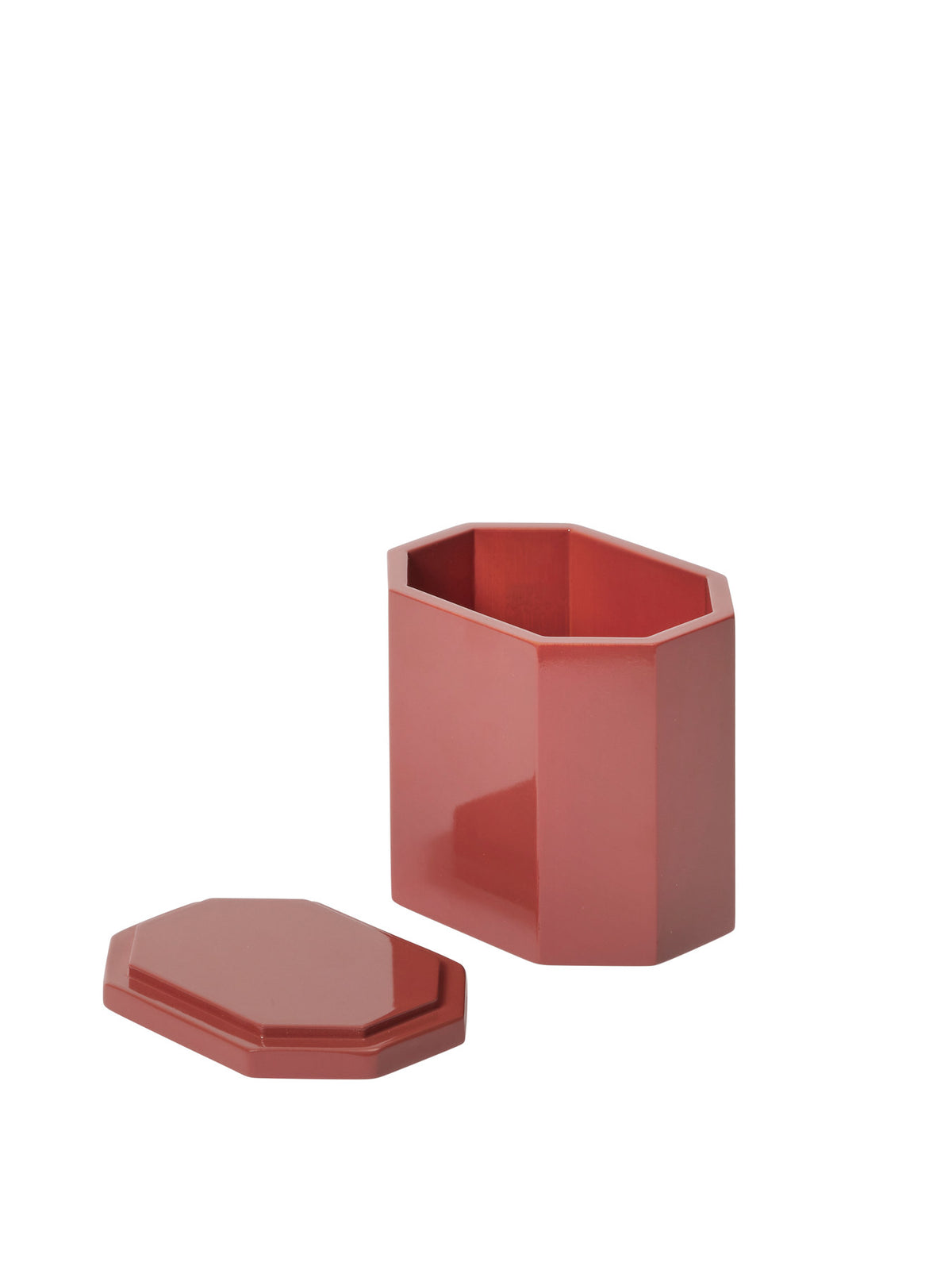 Nova Storage Box 10 x 7,5 in Picante Red präsentiert im Onlineshop von KAQTU Design AG. Aufbewahrungsbox ist von Ferm Living