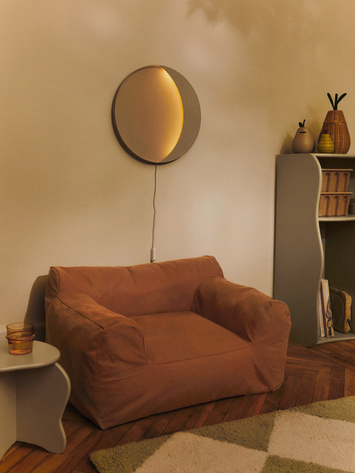 Pear Money Bank in Cashmere präsentiert im Onlineshop von KAQTU Design AG. Figuren / Objekte Kids ist von Ferm Living