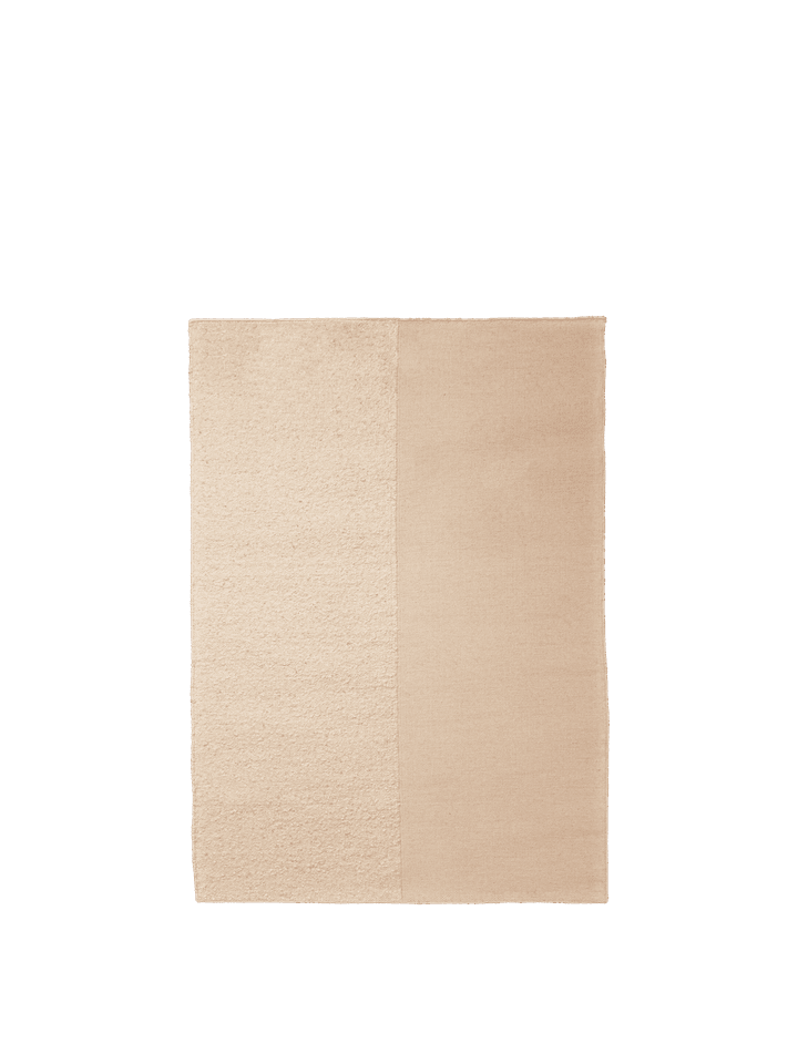 Kompliment Teppich 140 x 200 in Off-white präsentiert im Onlineshop von KAQTU Design AG. Teppich ist von Ferm Living