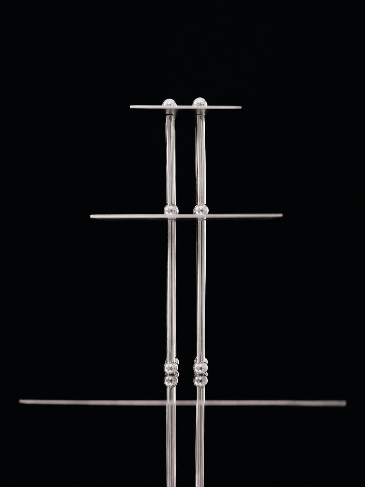 Orbelle Etagere in Mirror Polished präsentiert im Onlineshop von KAQTU Design AG. Servierplatten ist von Ferm Living