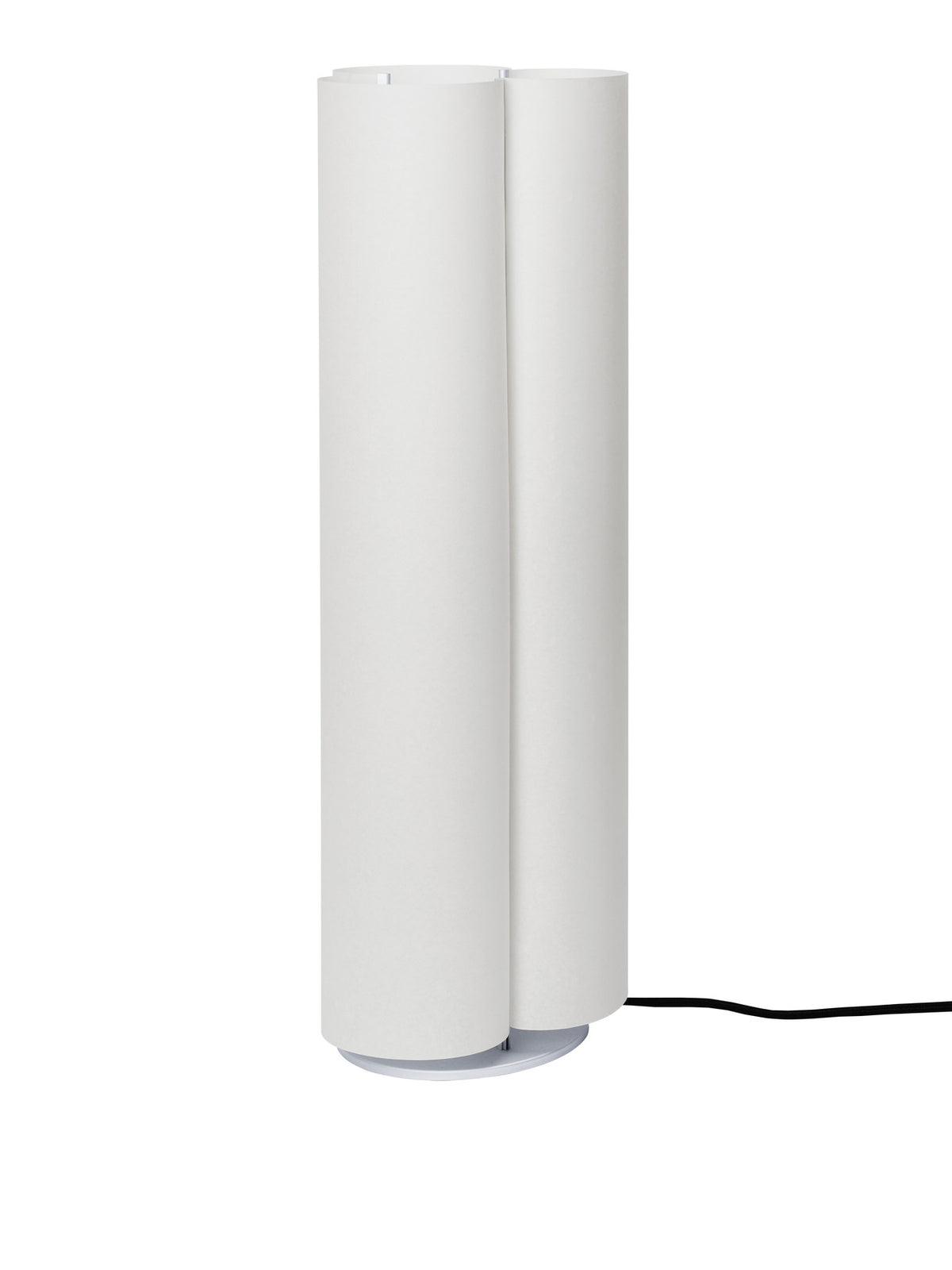 Boe Stehlampe H80 in Silver/Natural präsentiert im Onlineshop von KAQTU Design AG. Stehleuchte ist von Ferm Living