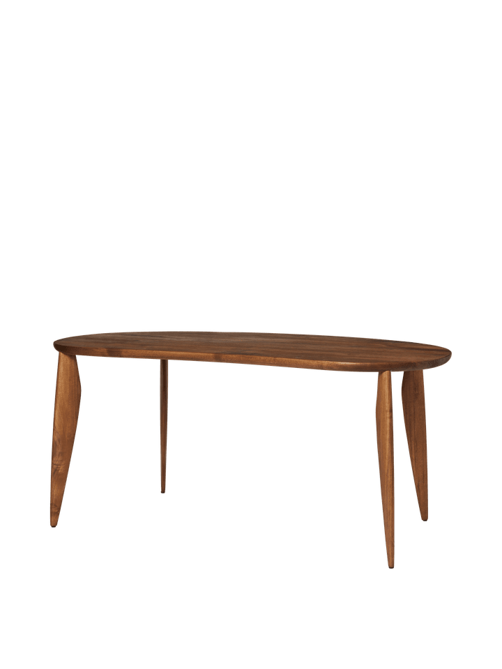 Moderner Feve Schreibtisch von Ferm Living aus edlem Walnussholz, perfekt für stilvolle Büros und kreative Arbeitsumgebungen.