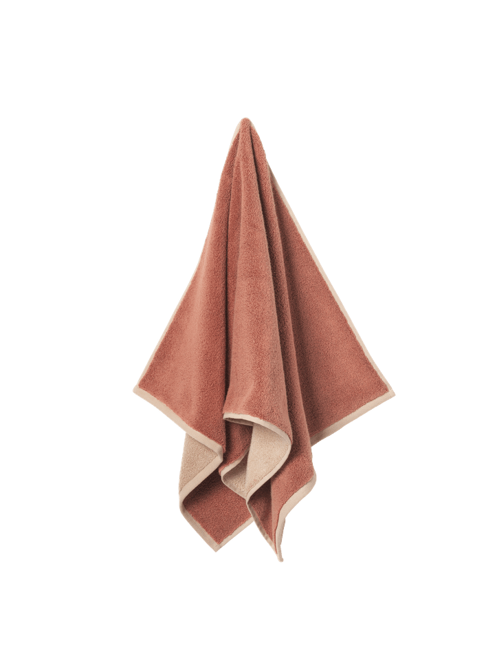 Ekko Badetuch in Mocha/Cashmere präsentiert im Onlineshop von KAQTU Design AG. Badetuch ist von Ferm Living