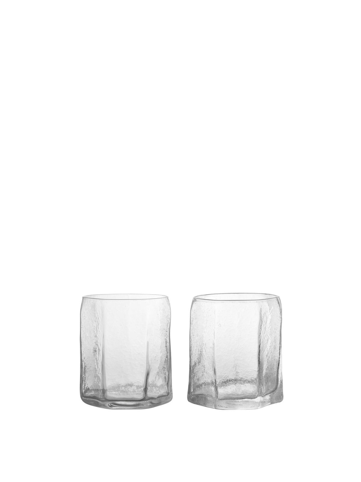 Kiru Glasses Set of 2 in Clear präsentiert im Onlineshop von KAQTU Design AG. Trinkgläser ist von Ferm Living