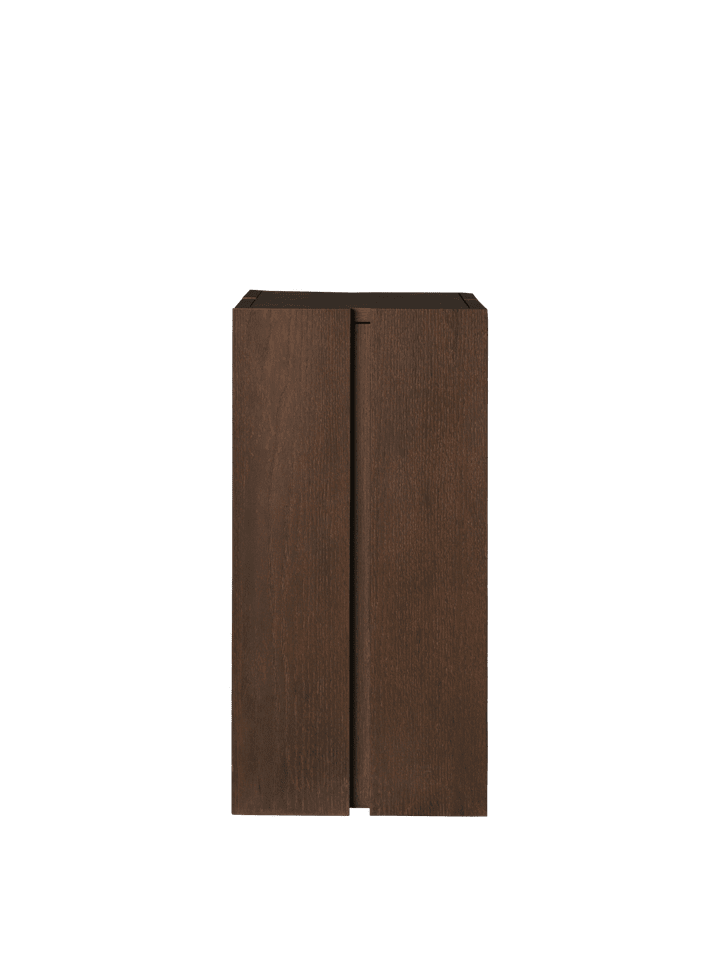 Parcel Podest H60 in Dunkel gebeizt präsentiert im Onlineshop von KAQTU Design AG. Podest ist von Ferm Living