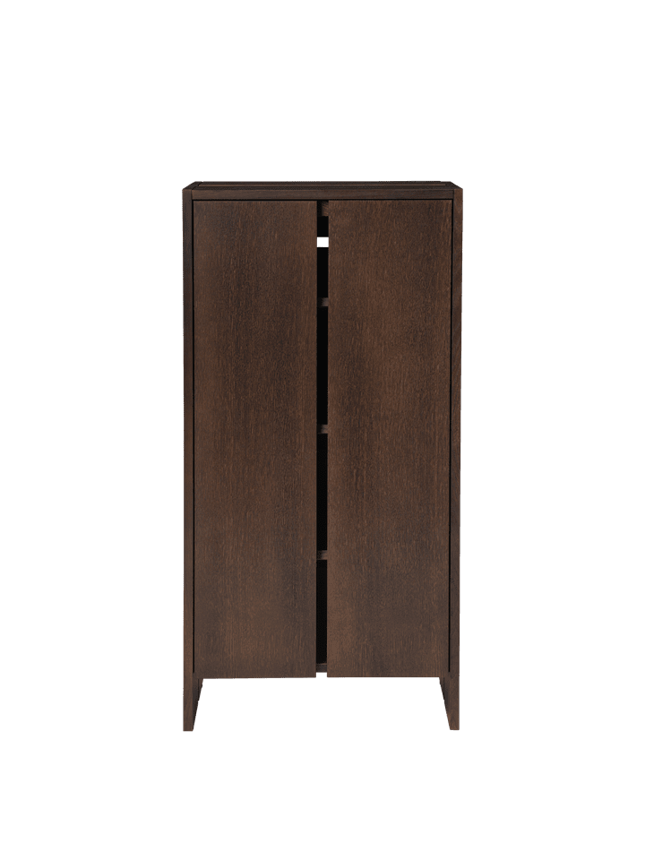 Parcel Hallway Cabinet H110 in Dark Stained Oak präsentiert im Onlineshop von KAQTU Design AG. Cabinet ist von Ferm Living