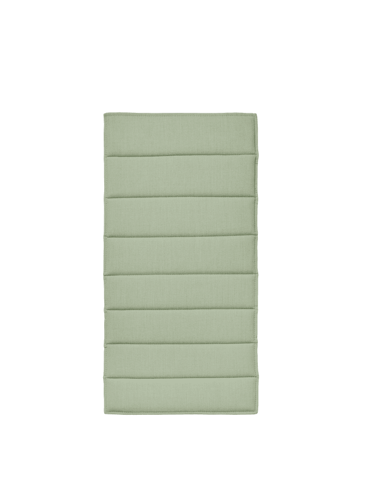 Dapple Kissen Esszimmerstuhl in Tea Green präsentiert im Onlineshop von KAQTU Design AG. Gartenkissen ist von Ferm Living