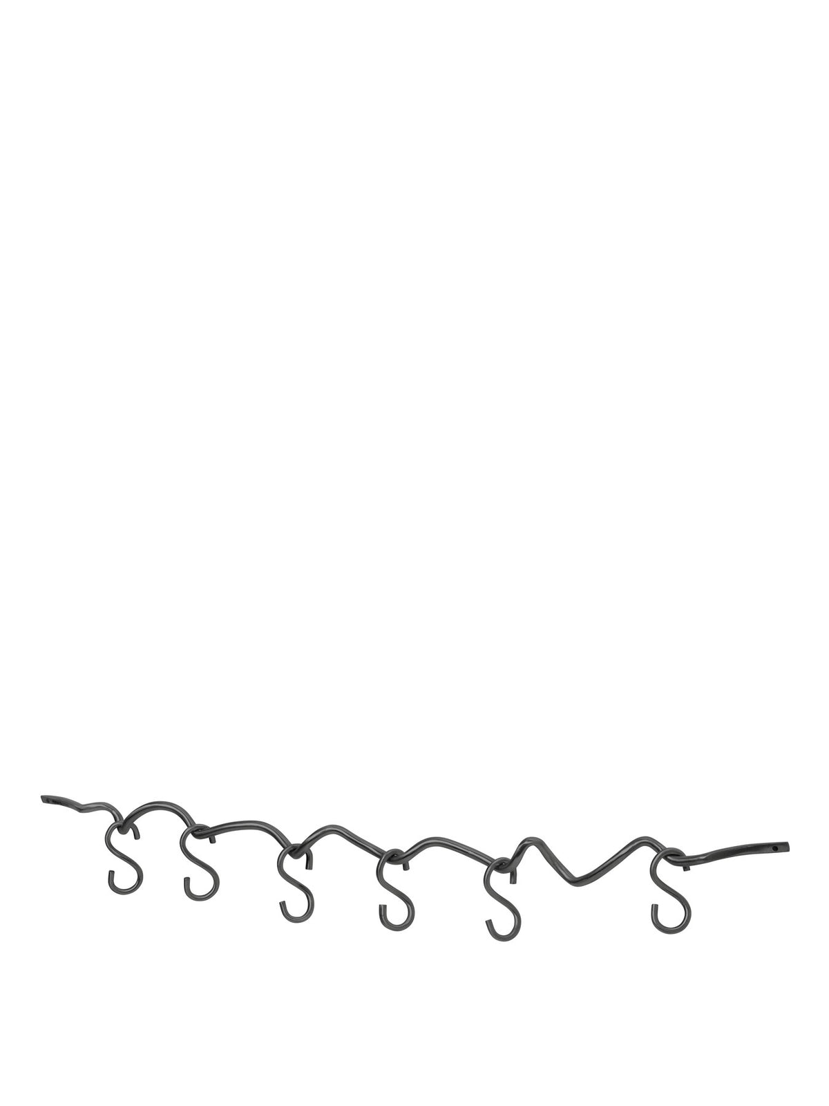 Produktfoto der Curvature Hängestange von Ferm Living aus massivem Messing mit matter Politur, inklusive sechs Haken, geschwungene Form.
