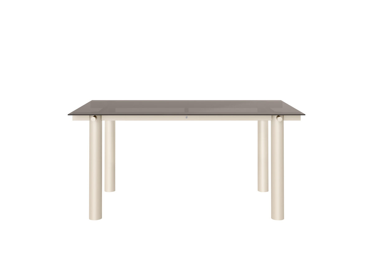 Ferm Living Atura Esstisch 160 x 90 mit Gestell aus pulverbeschichtetem Stahl und Tischplatte aus getöntem Glas, Farbe Hellkaschmir.