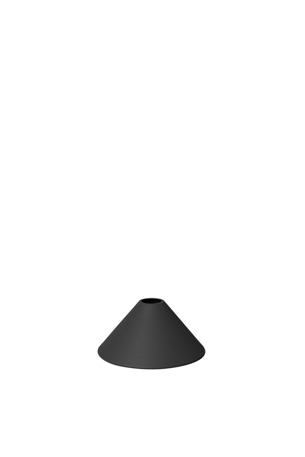 Collect Lampenschirm Cone in Schwarz präsentiert im Onlineshop von KAQTU Design AG. Lampenschirm ist von Ferm Living