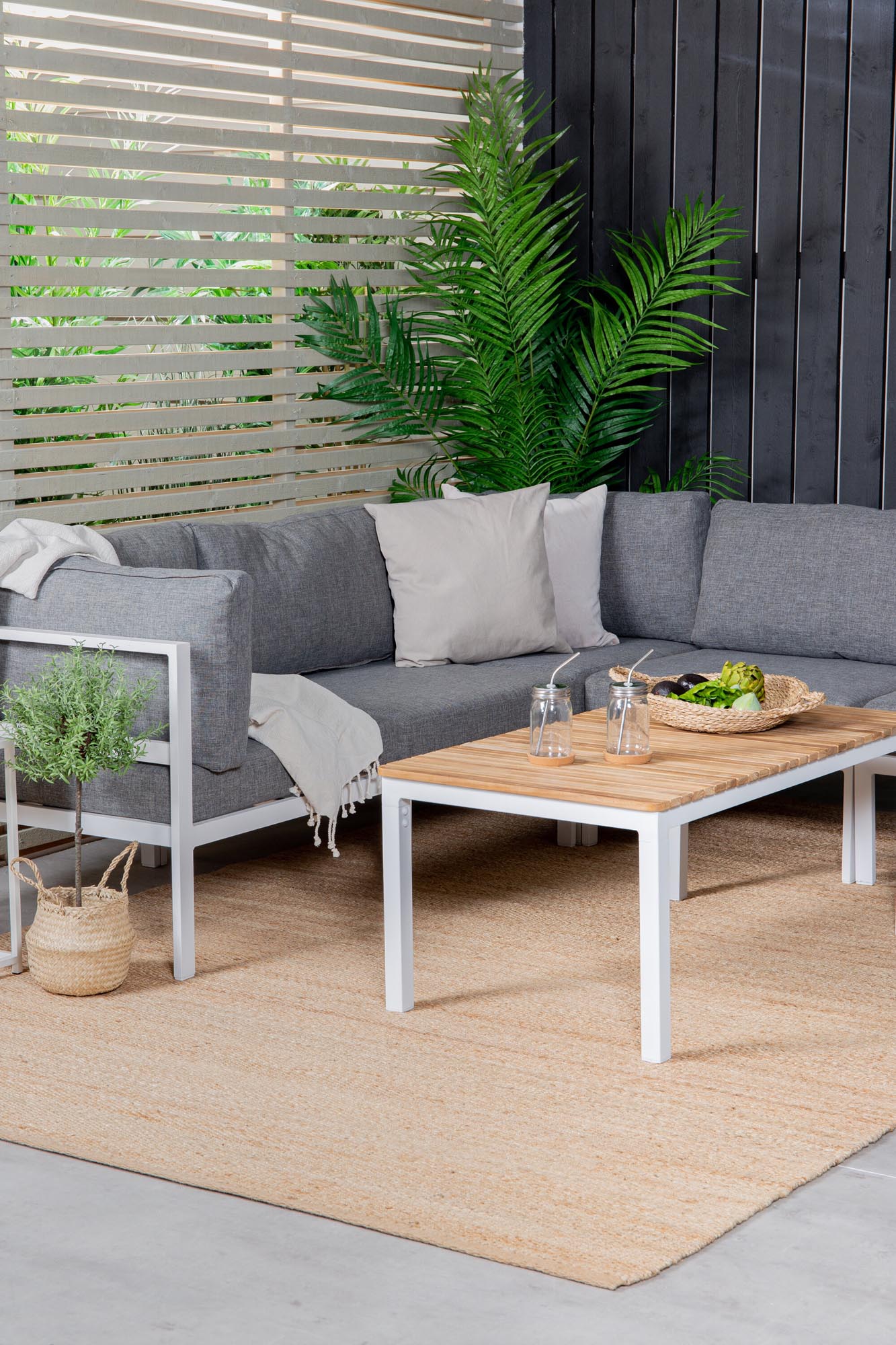 Copacabana Sofagarnitur V3 in Natur, Weiss präsentiert im Onlineshop von KAQTU Design AG. Loungeset ist von Venture Home
