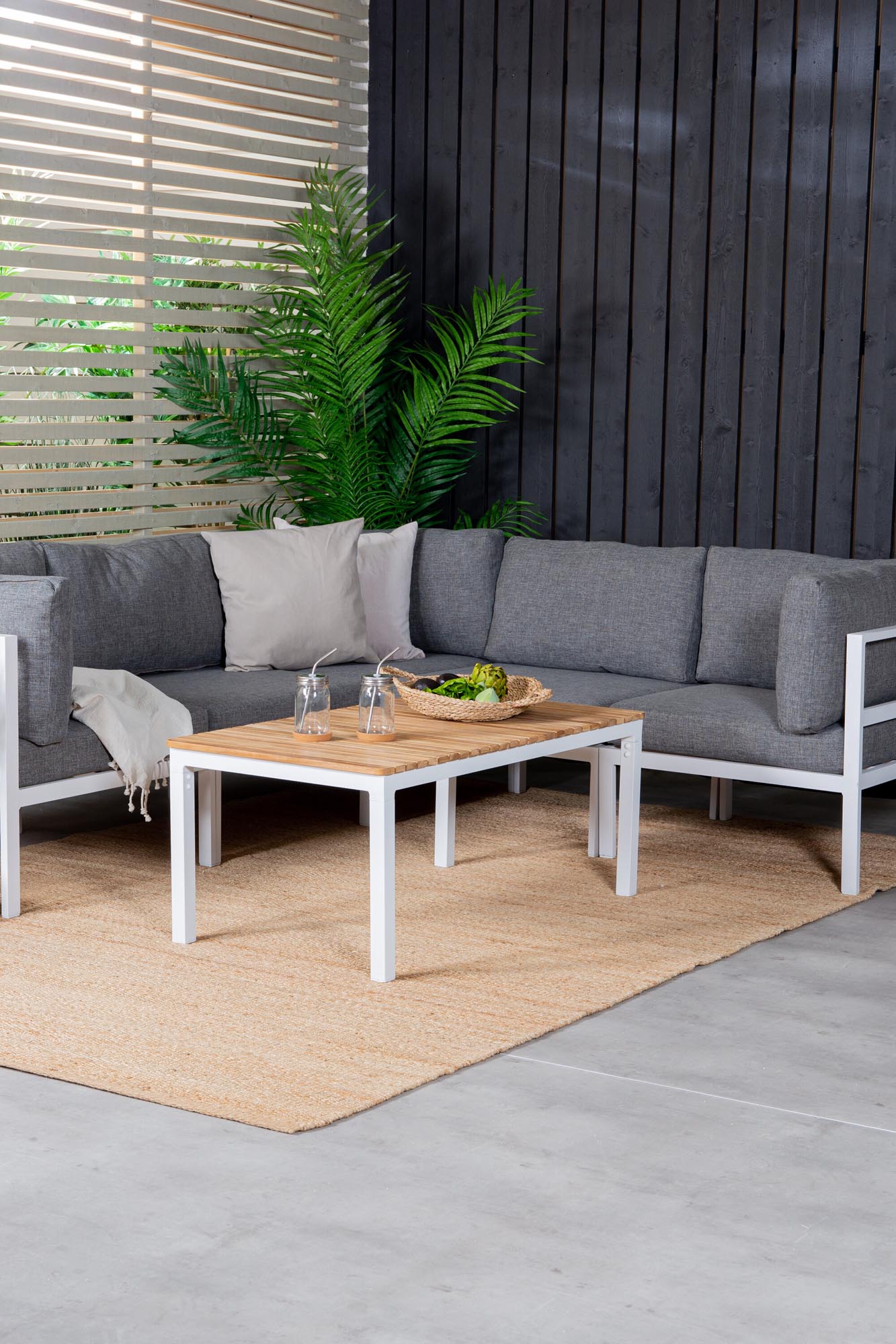 Copacabana Sofagarnitur V3 in Natur, Weiss präsentiert im Onlineshop von KAQTU Design AG. Loungeset ist von Venture Home