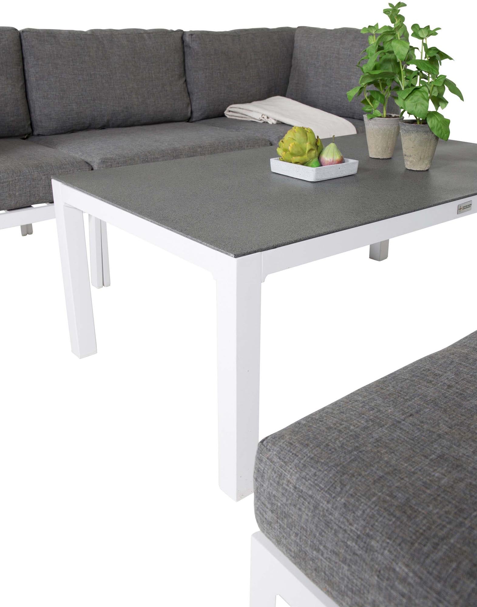 Moderne Copacabana V4 Sofagarnitur für exklusive Terrassenmomente.