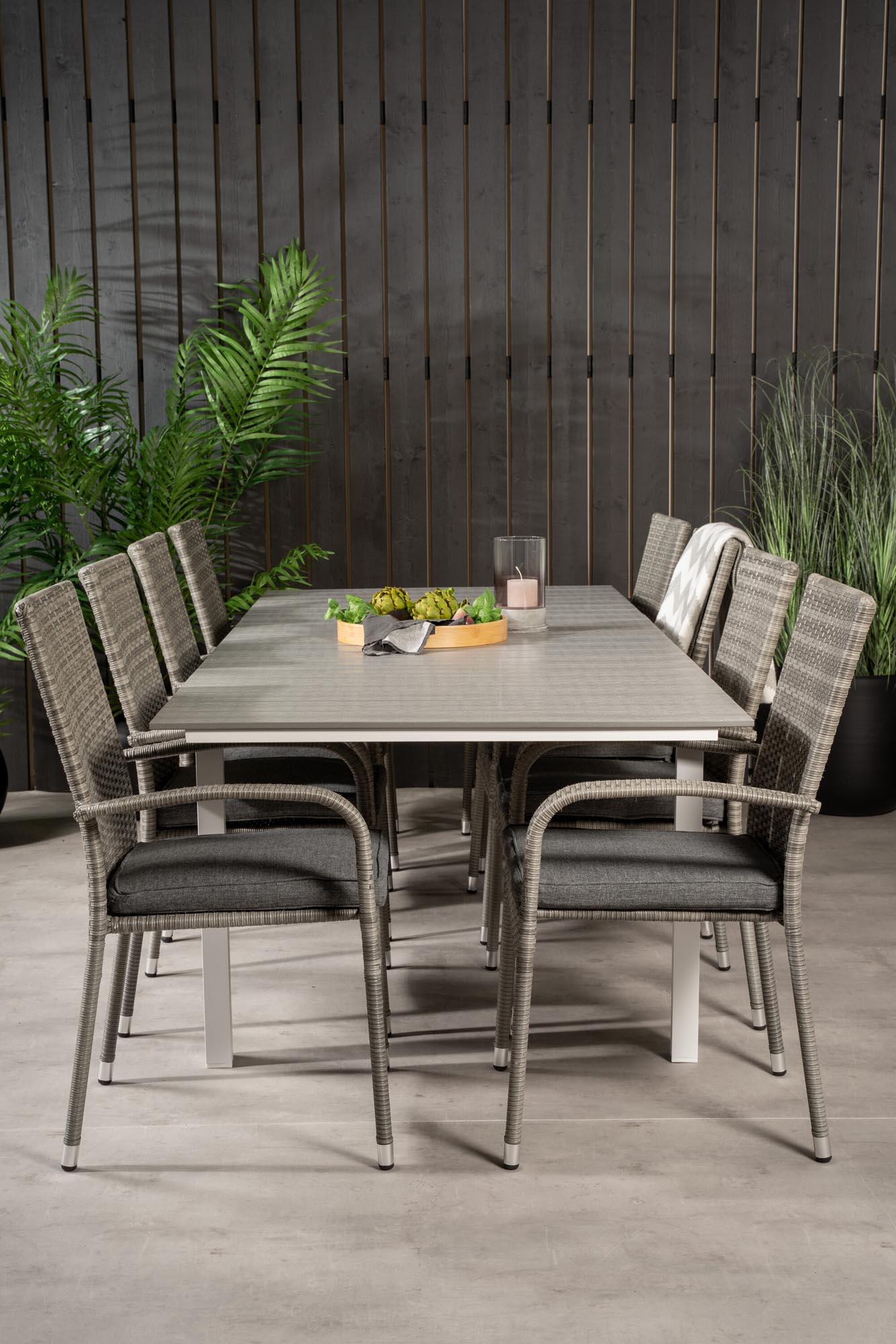 Levels Outdoor-Tischset ausziehbar + Anna 160cm/8St. in Grau präsentiert im Onlineshop von KAQTU Design AG. Gartentischset ist von Venture Home