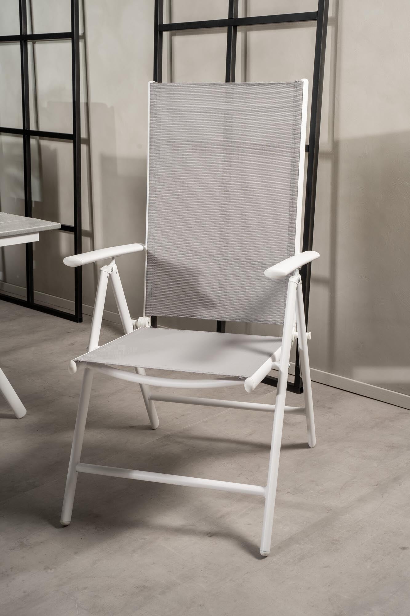 Elegantes Venture Home Tischset für stilvolle Outdoor-Dinner.