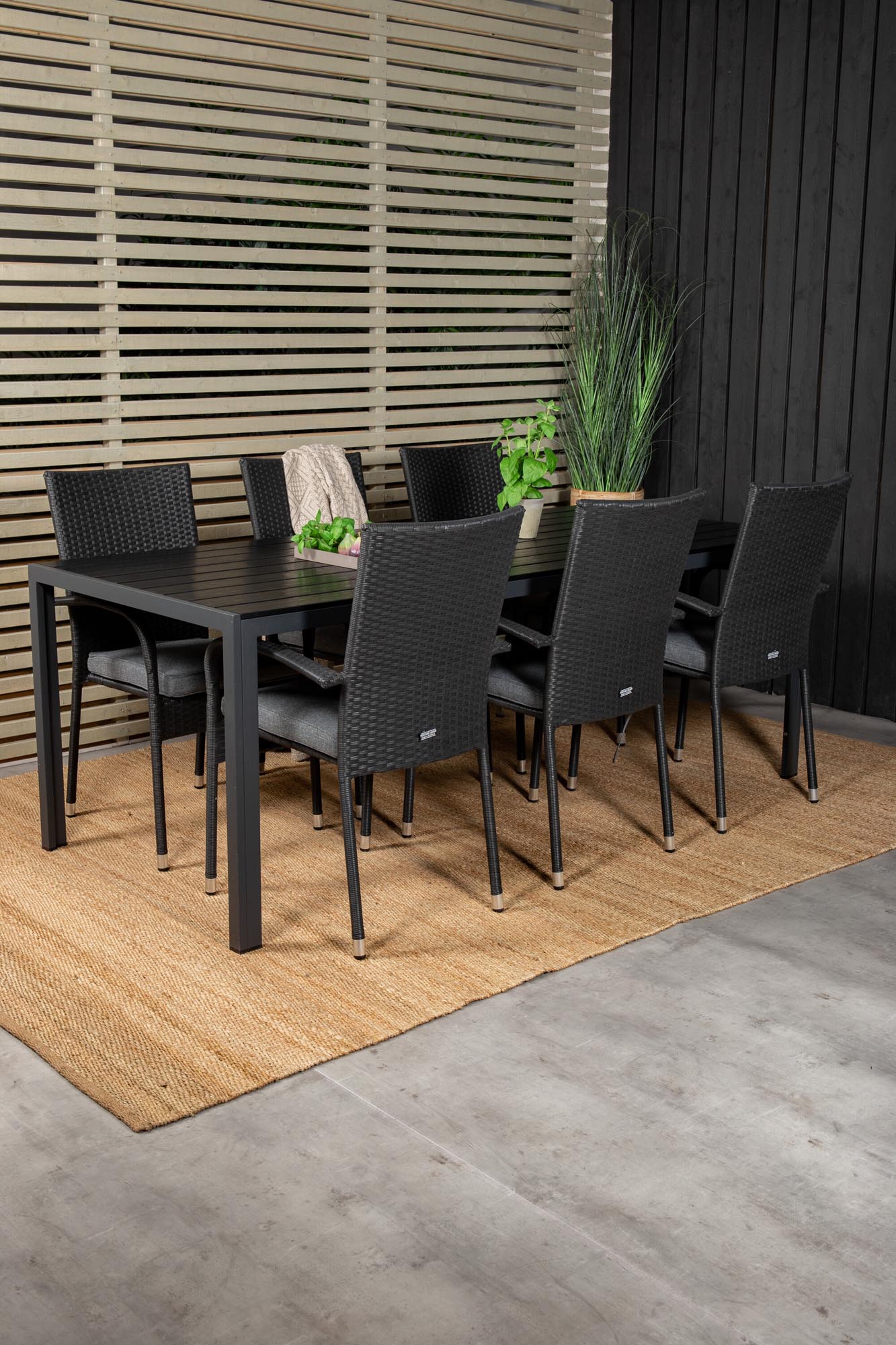 Break Outdoor-Tischset + Anna 205cm/6St. in Schwarz präsentiert im Onlineshop von KAQTU Design AG. Gartentischset ist von Venture Home