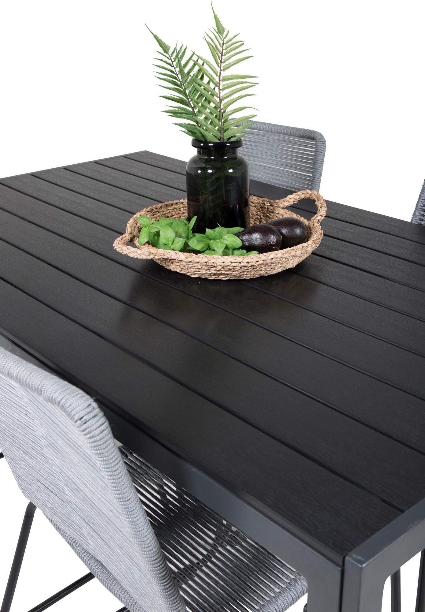 Stylisches Break Outdoor-Tischset von Venture Home für 4 Personen. Robuste, wetterfeste Stühle und eleganter Tisch für entspannte Momente im Freien.