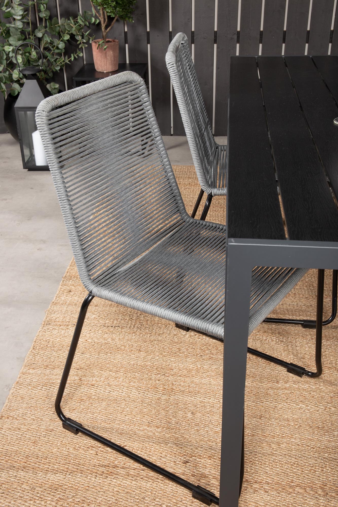 Break Outdoor-Tischset + Lindos 150cm/4St. in Schwarzgrau präsentiert im Onlineshop von KAQTU Design AG. Gartentischset ist von Venture Home