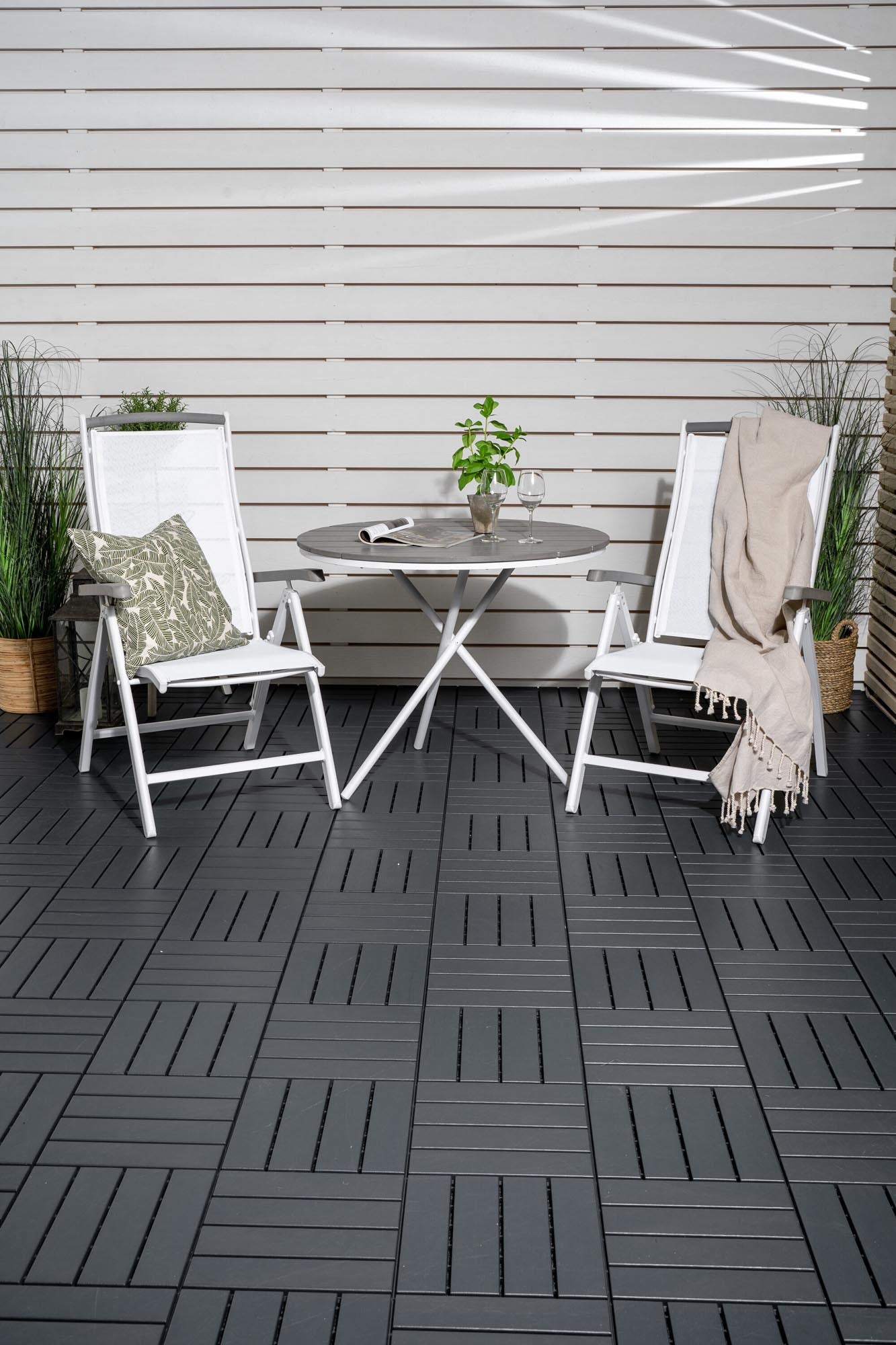 Parma Outdoor-Tischset + Albany ⌀90cm/2St. in Weiss präsentiert im Onlineshop von KAQTU Design AG. Gartentischset ist von Venture Home