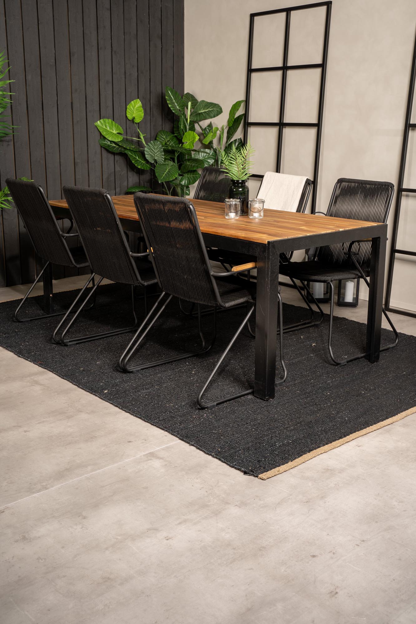 Bois Outdoor-Tischset mit Armlehne 205cm/6St. in Schwarz präsentiert im Onlineshop von KAQTU Design AG. Gartentischset ist von Venture Home