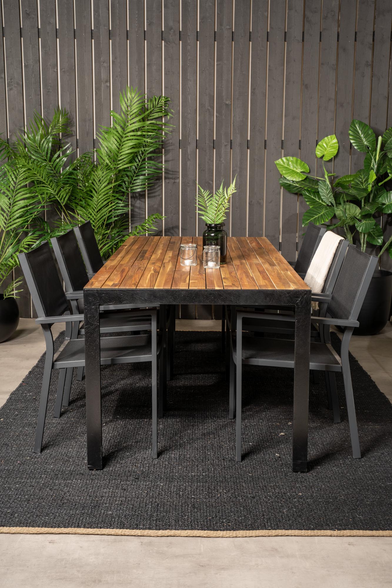 Bois Outdoor-Tischset + Copacabana 205cm/6St. in Schwarz präsentiert im Onlineshop von KAQTU Design AG. Gartentischset ist von Venture Home