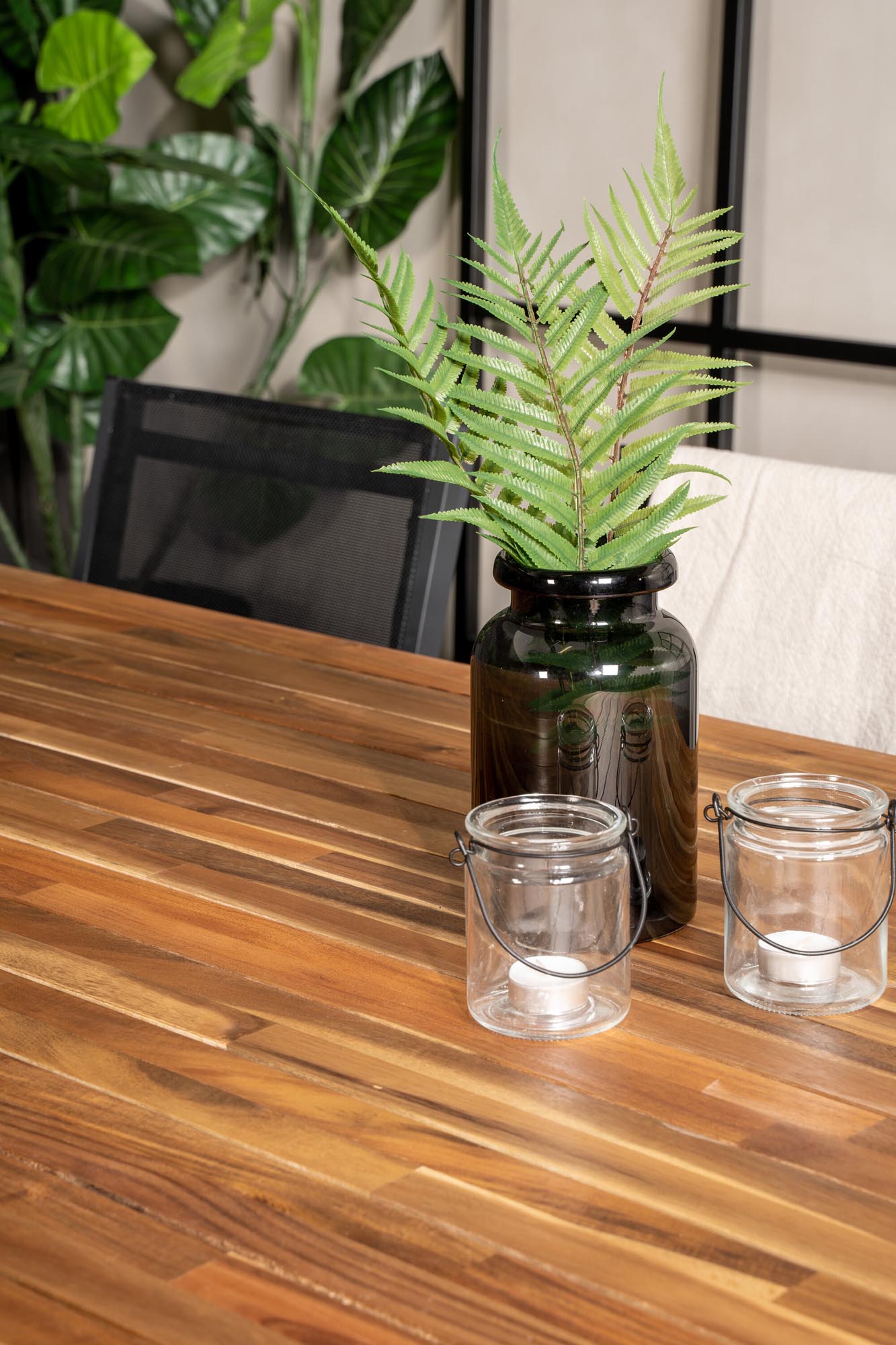 Bois Outdoor-Tischset + Copacabana 205cm/6St. in Schwarz präsentiert im Onlineshop von KAQTU Design AG. Gartentischset ist von Venture Home