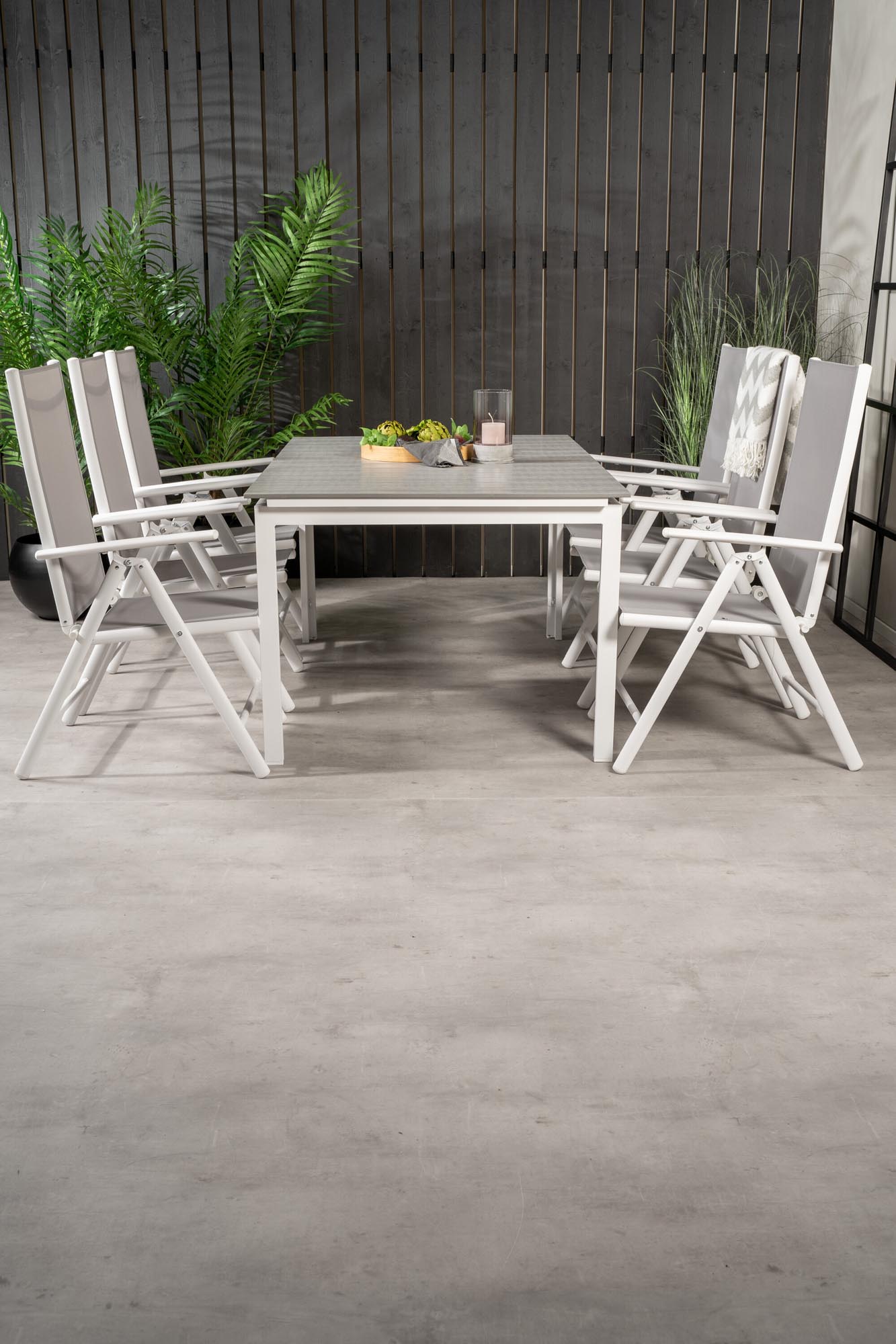 Levels Outdoor-Tischset ausziehbar + Break 160cm/6St. in Grau weiss präsentiert im Onlineshop von KAQTU Design AG. Gartentischset ist von Venture Home