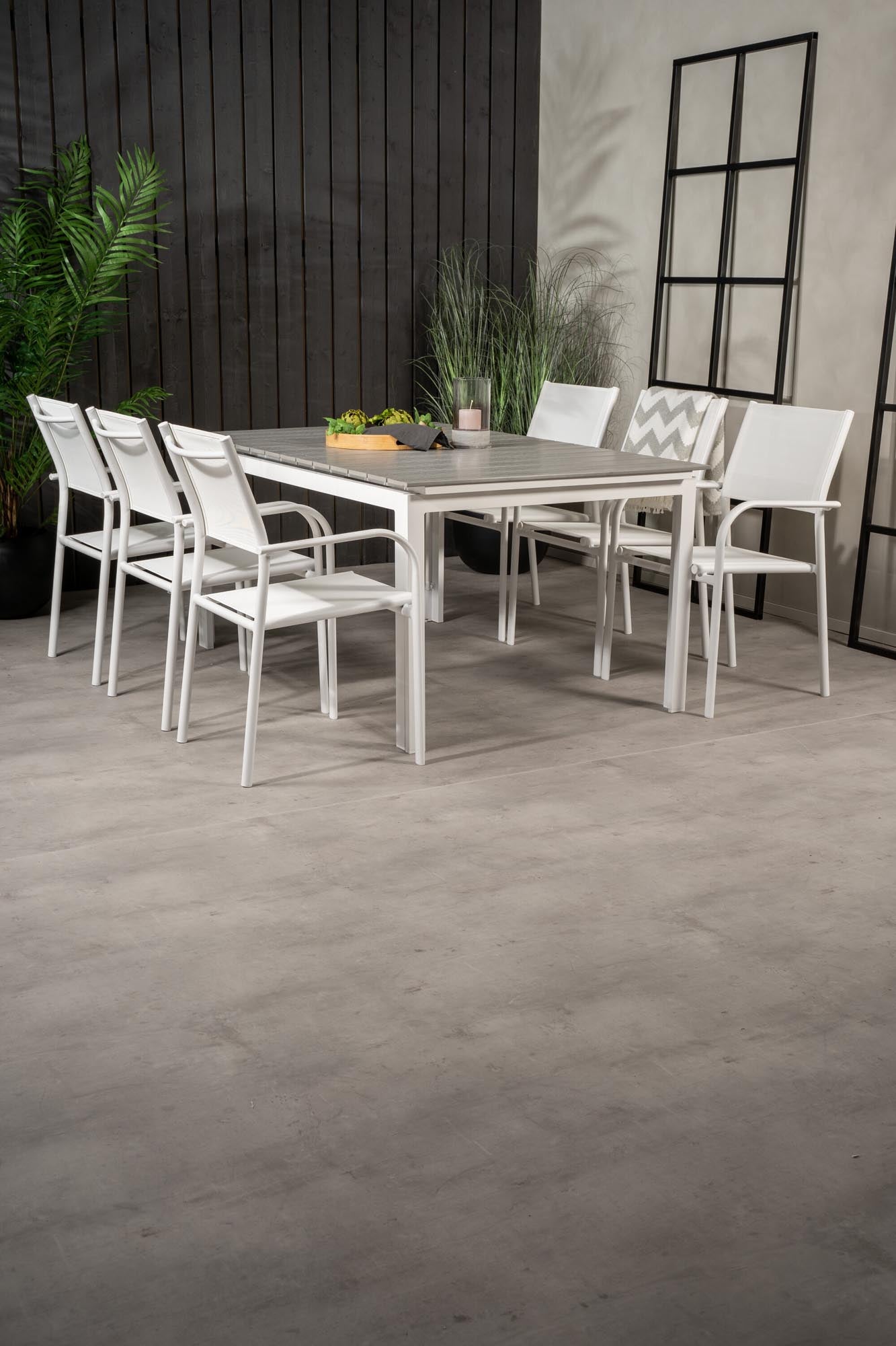 Levels Outdoor-Tischset ausziehbar + Santorini 160cm/6St. in Weiss präsentiert im Onlineshop von KAQTU Design AG. Gartentischset ist von Venture Home