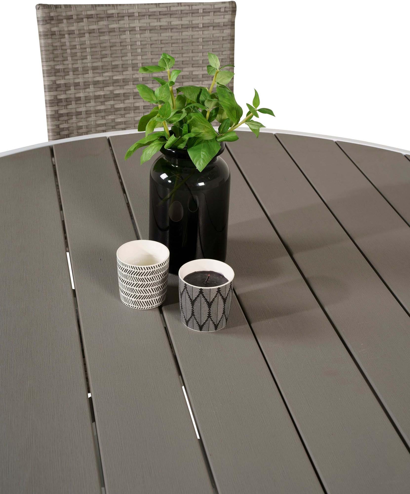 Stilvolles Parma Tischset mit Anna-Stühlen: Perfekt für gesellige Runden im Freien.