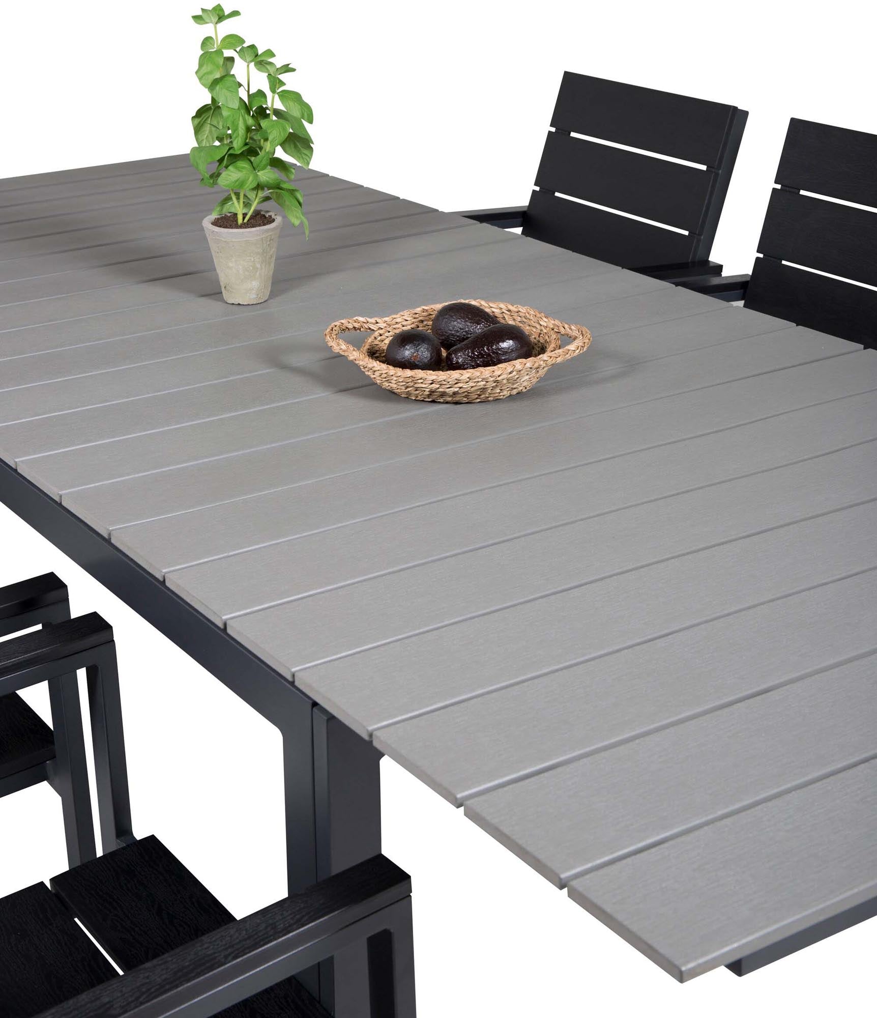 Elegantes, ausziehbares Gartentischset von Venture Home: 160 cm Tisch, 6 ergonomische Stühle aus robustem Aintwood für stilvolle Outdoor-Momente.