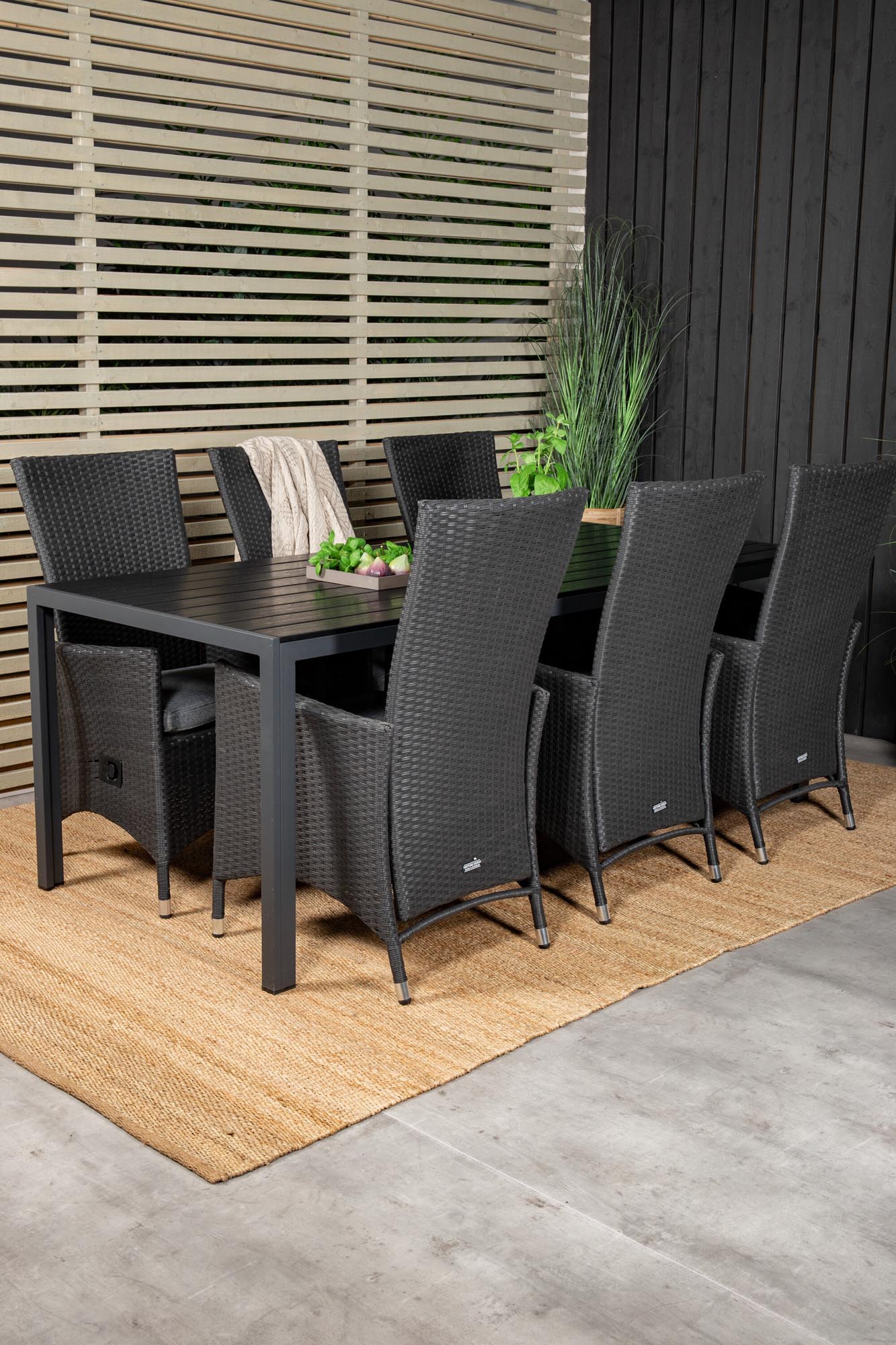 Break Outdoor-Tischset + Padova 205cm/6St. in Schwarzgrau präsentiert im Onlineshop von KAQTU Design AG. Gartentischset ist von Venture Home
