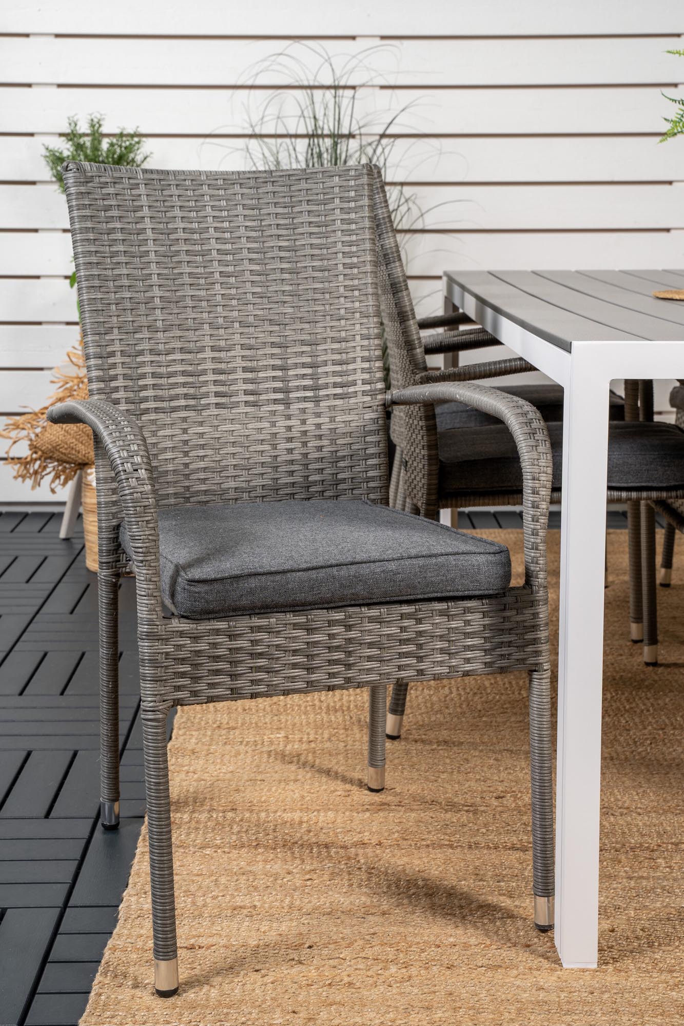 Break Outdoor-Tischset + Anna 205cm/6St. in Grau präsentiert im Onlineshop von KAQTU Design AG. Gartentischset ist von Venture Home
