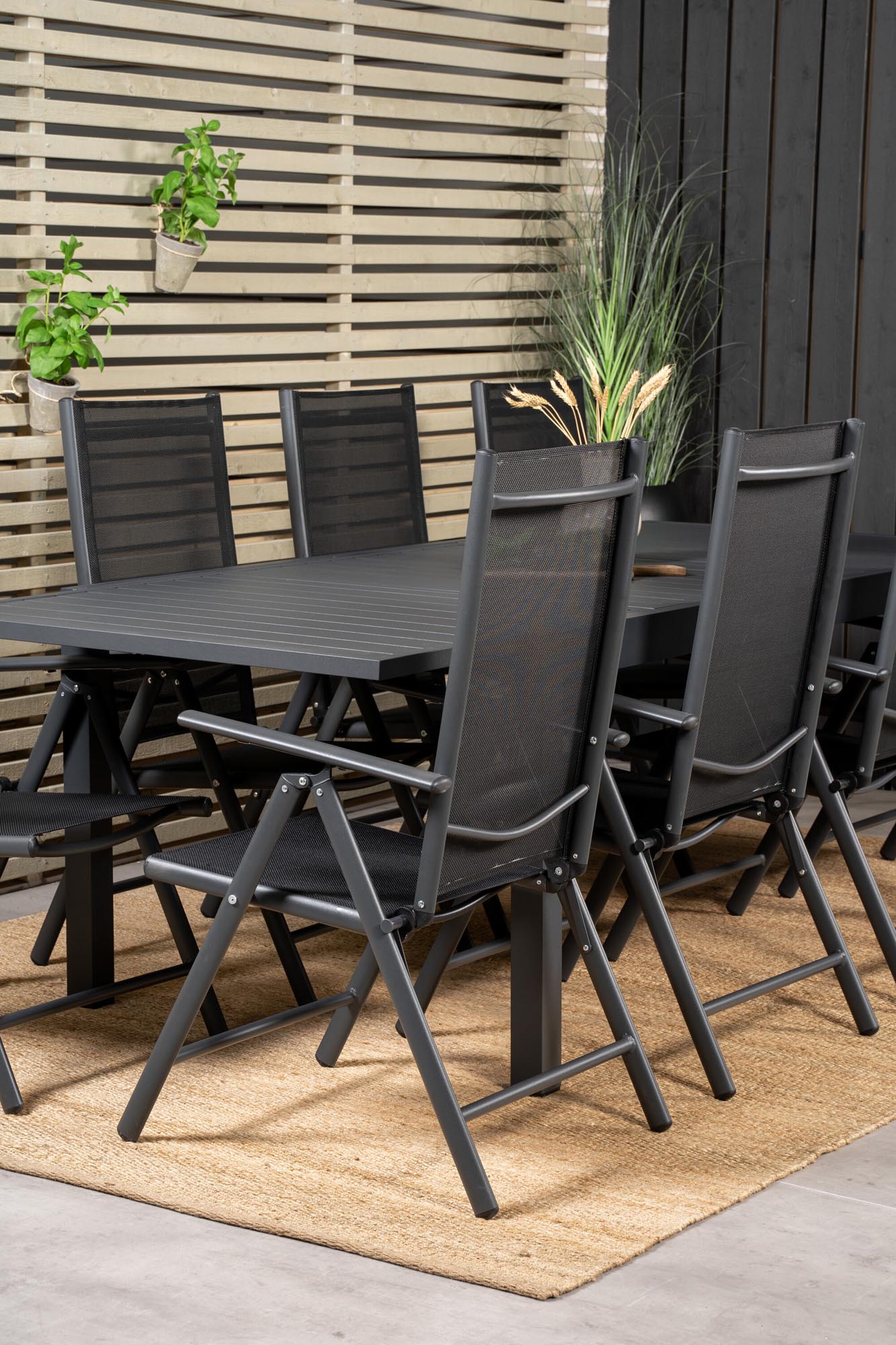 Marbella Outdoor-Tischset ausziehbar + Break 240cm/8St. in Schwarz präsentiert im Onlineshop von KAQTU Design AG. Gartentischset ist von Venture Home
