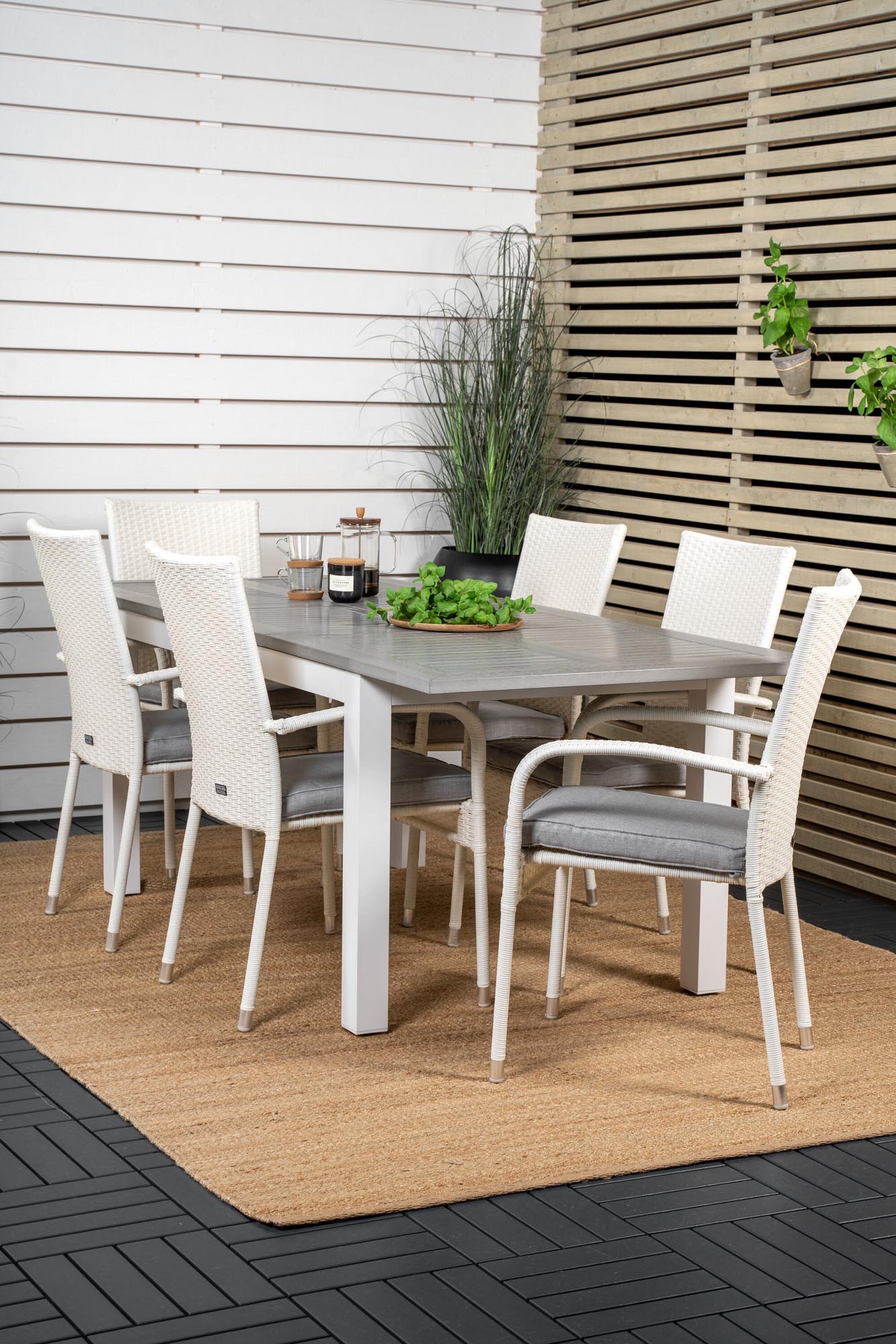 Albany Outdoor-Gartentischset ausziehbar + Anna 152cm/6St. in Grau weiss präsentiert im Onlineshop von KAQTU Design AG. Gartentischset ist von Venture Home