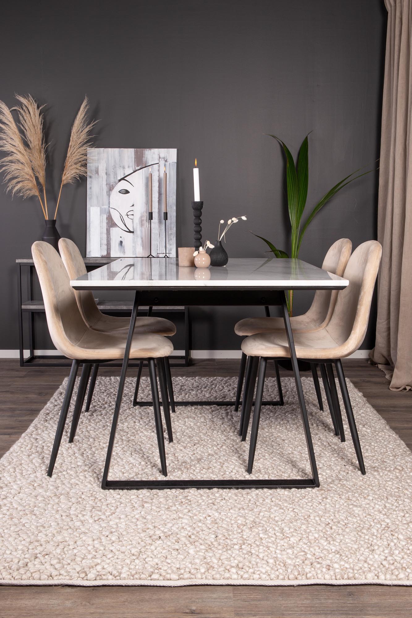 Estelle Esszimmerset + Polar 140cm/4St. in Beige, Schwarz präsentiert im Onlineshop von KAQTU Design AG. Esszimmerset ist von Venture Home